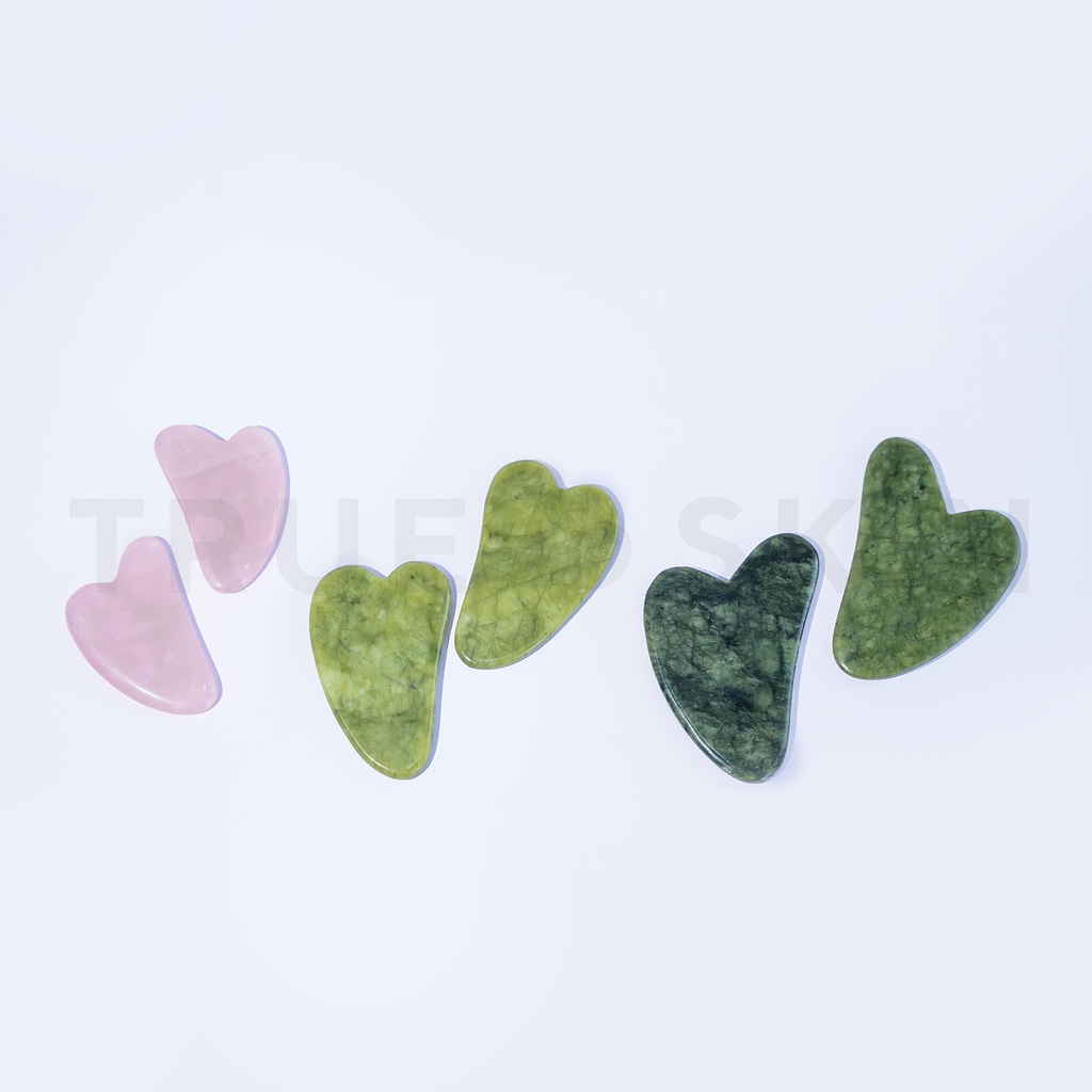 True to Skin Jade & Rose Quartz Guasha and Face Roller (Batu Giok Asli)