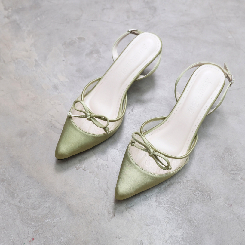 Faye Heels
