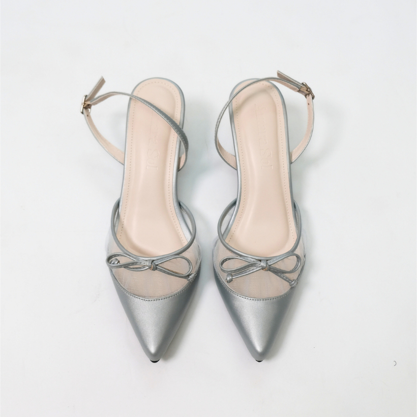 Faye Heels