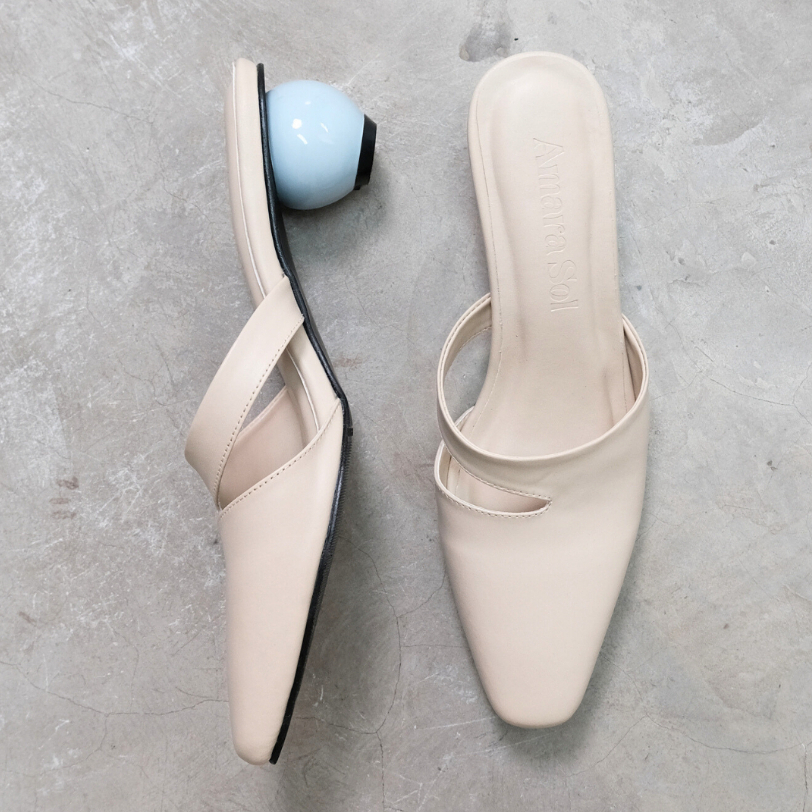 Inez Heel