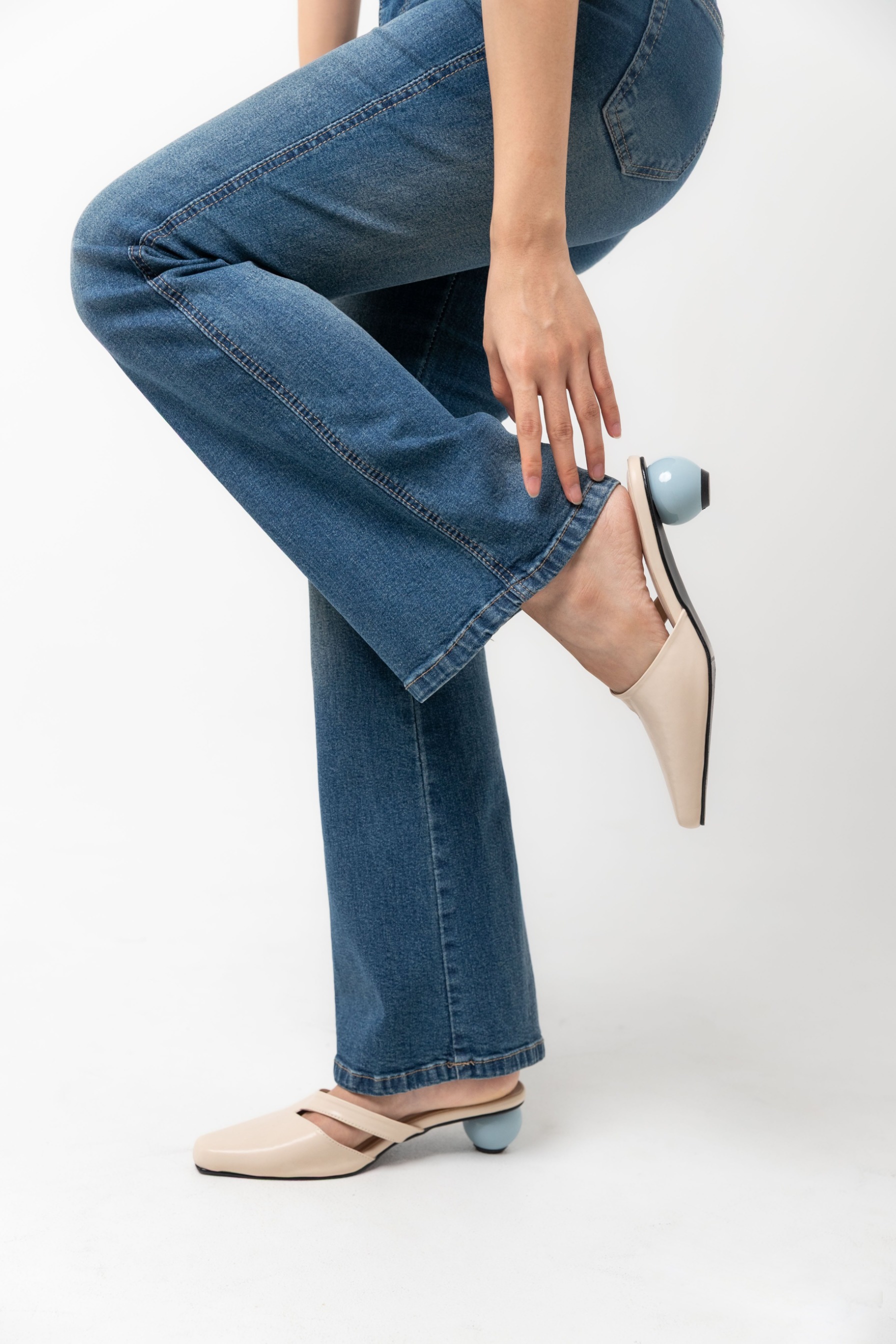 Inez Heel