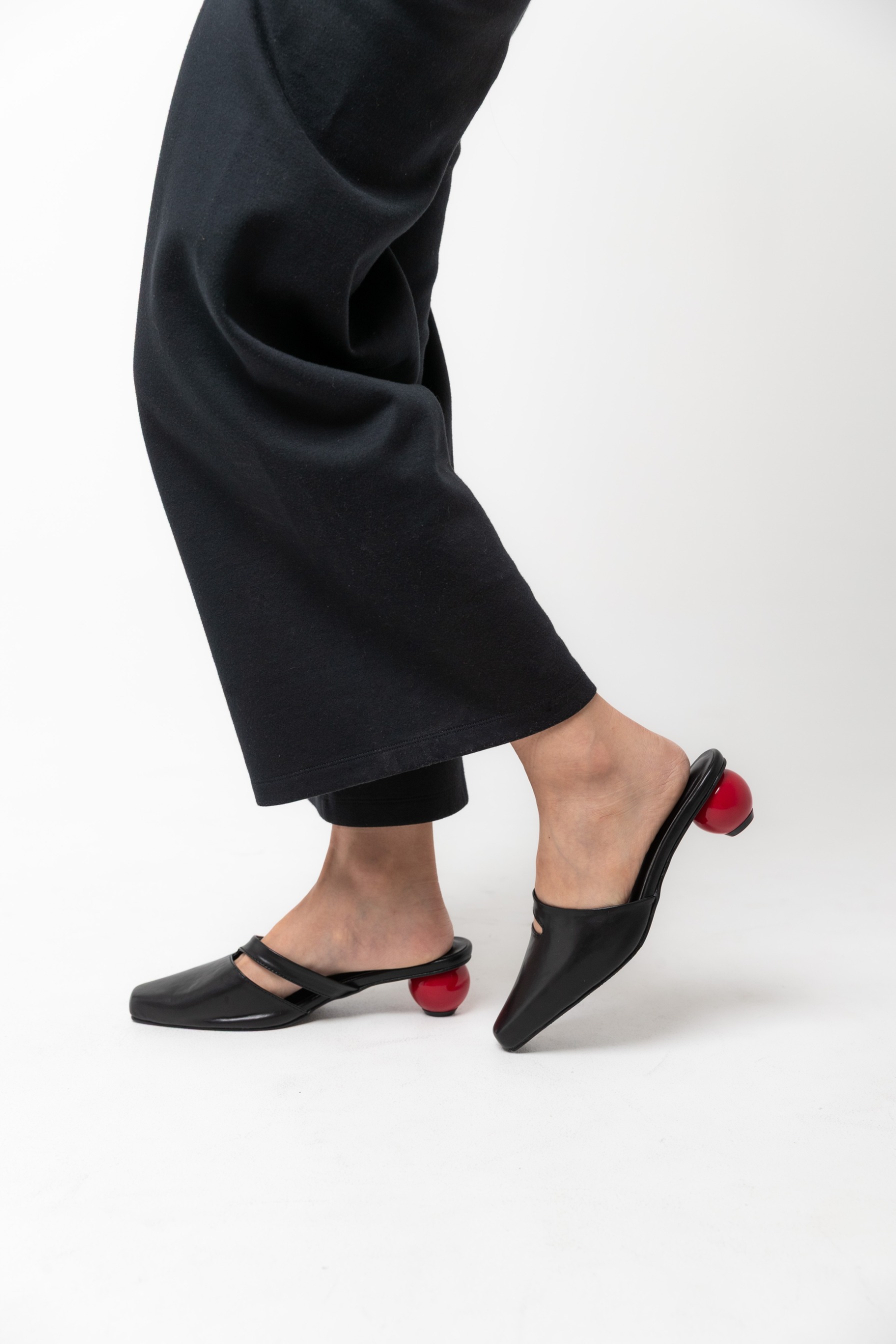 Inez Heel