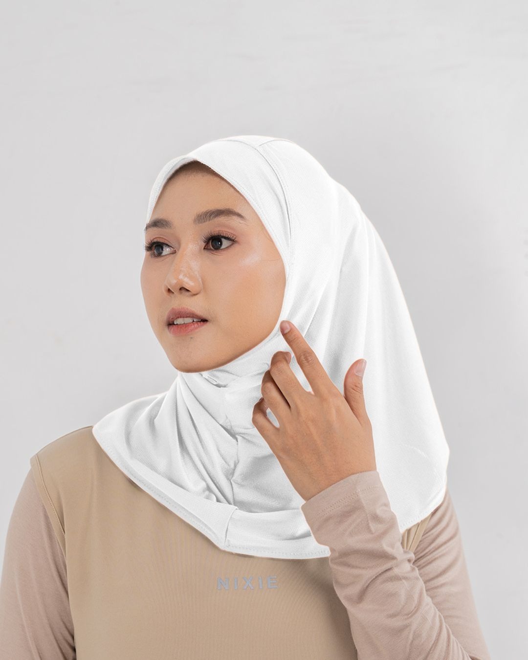 Line Performance Hijab – Top Performance Active Hijab