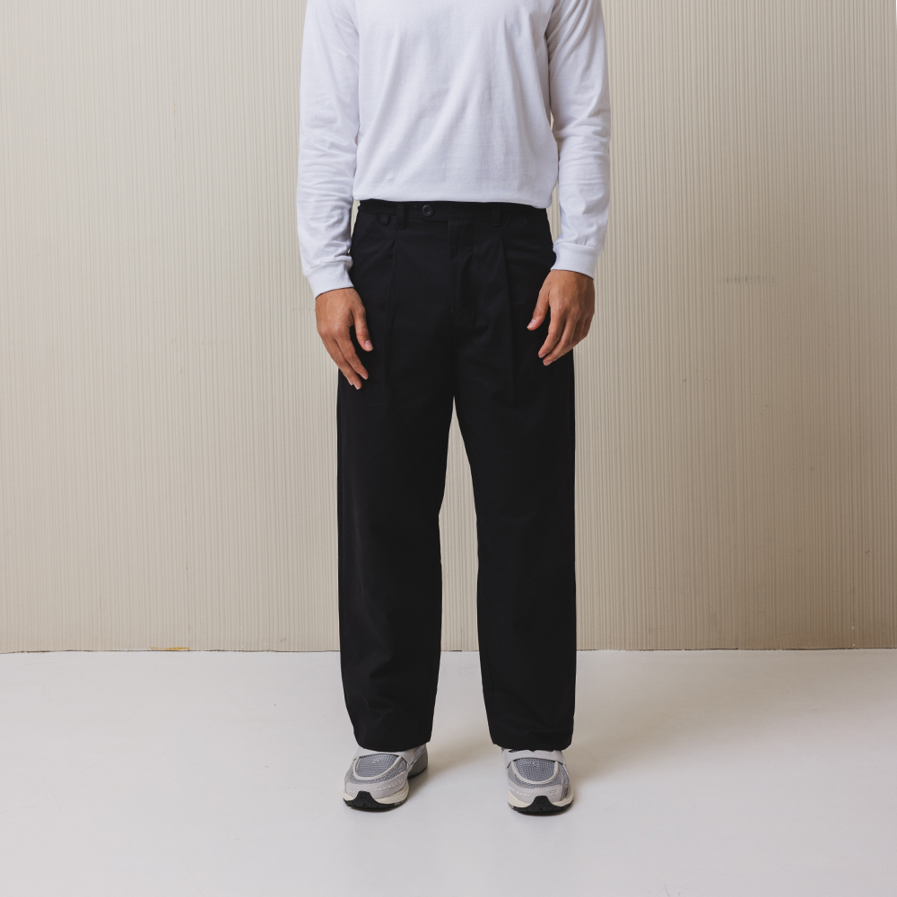 Pleated Cotton Twill Trousers in Black