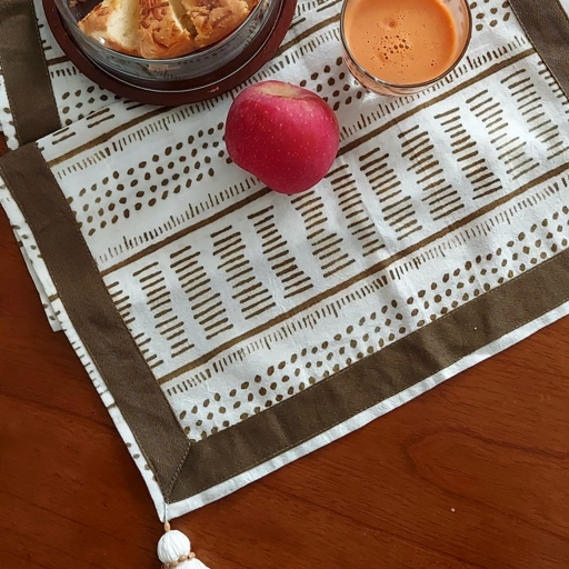 Image of Table Runner Bali Street Small - Moss Green