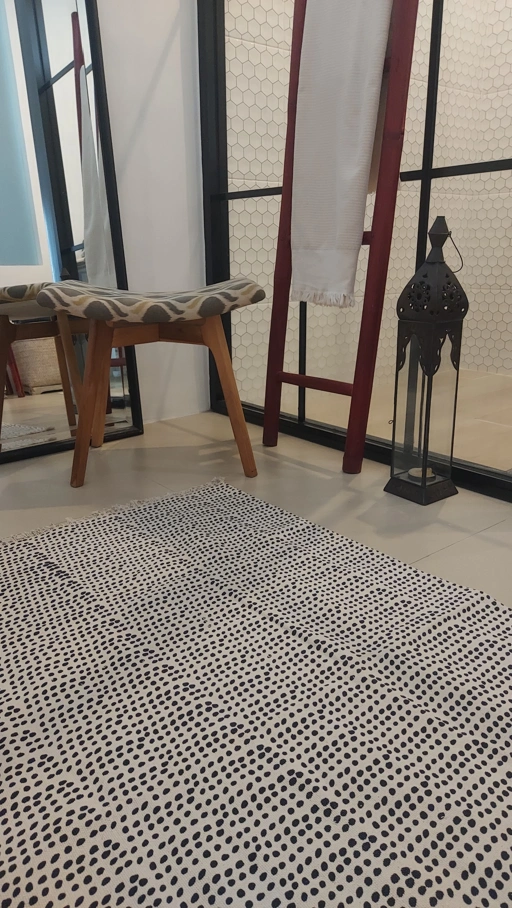 Image of Rugs Hujan