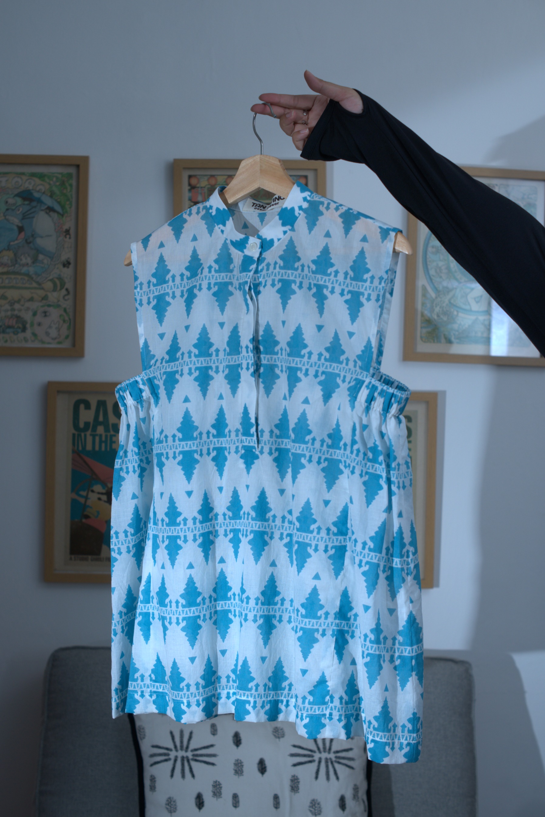 Blus Sleeveless Sanctum - Blue