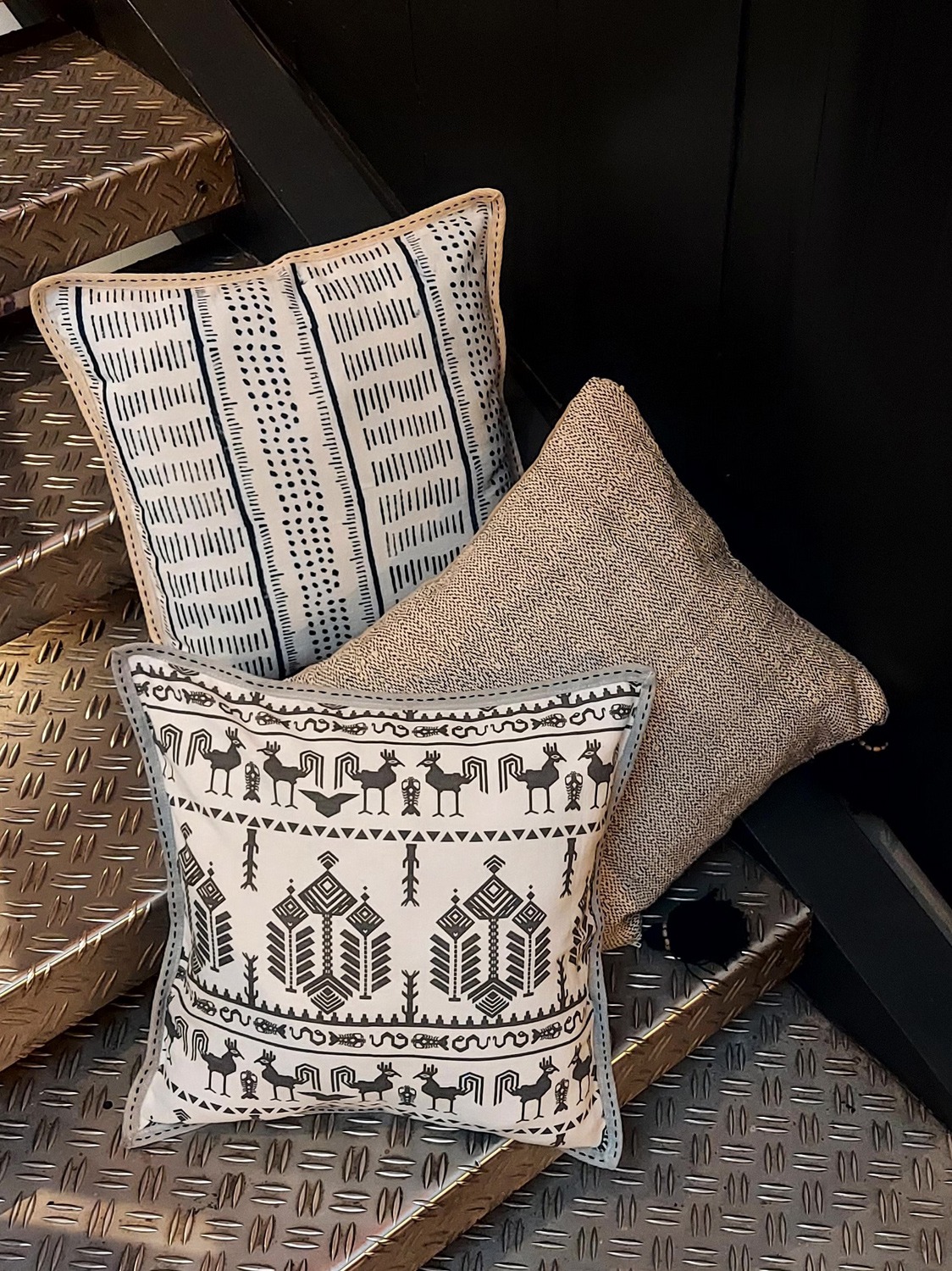 Cushion Cover Tenun Tassel - Cream