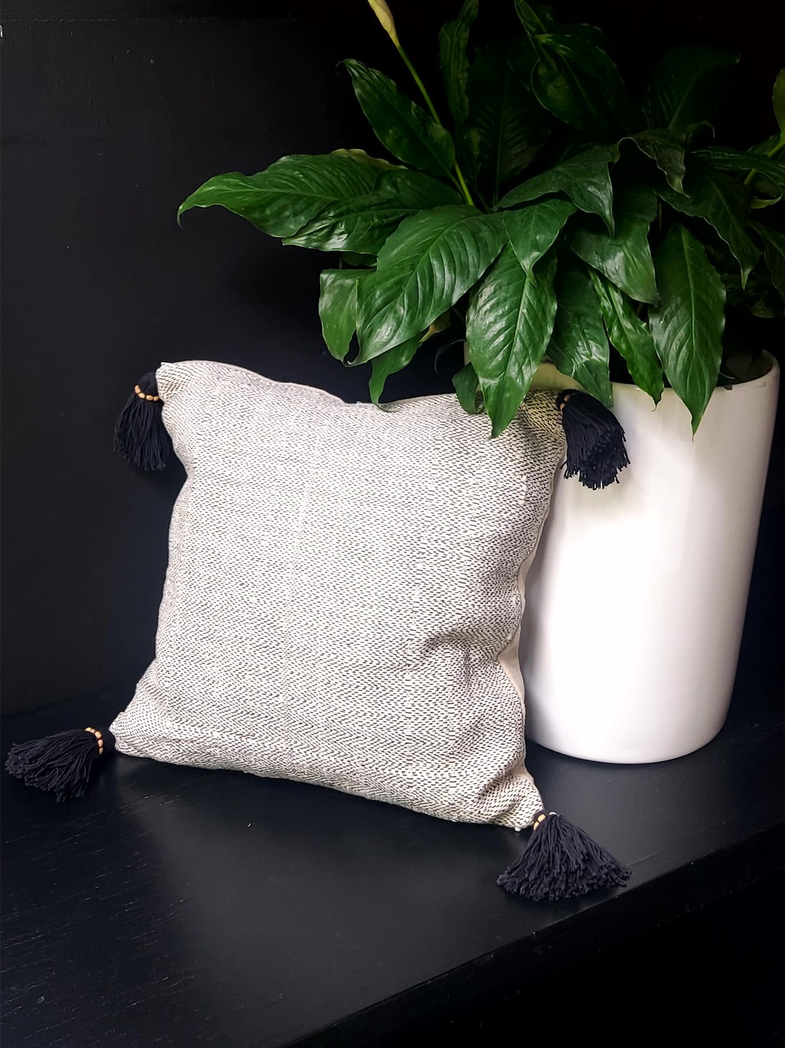 Cushion Cover Tenun Tassel - Cream