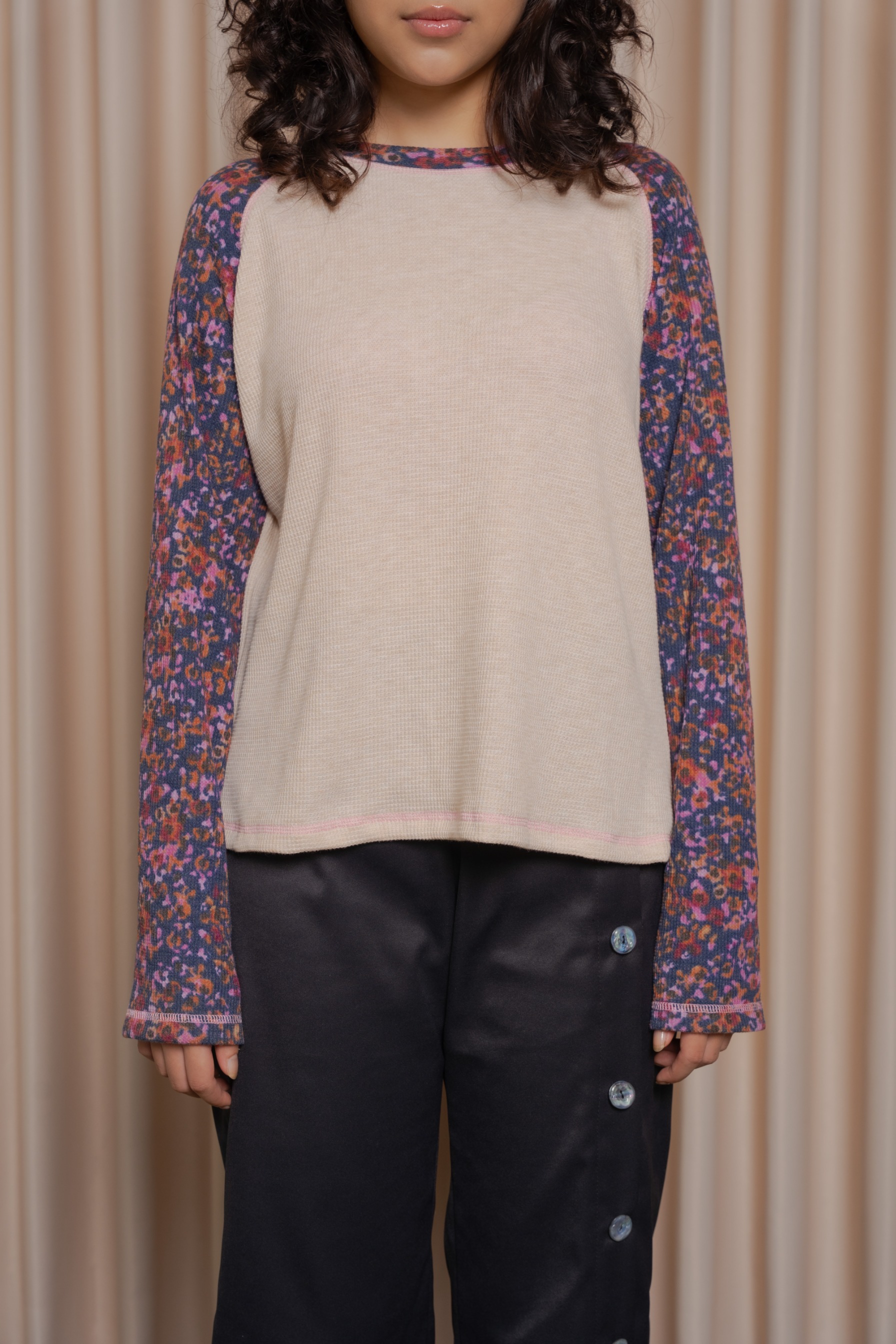 Rolley Raglan Tee - Cream