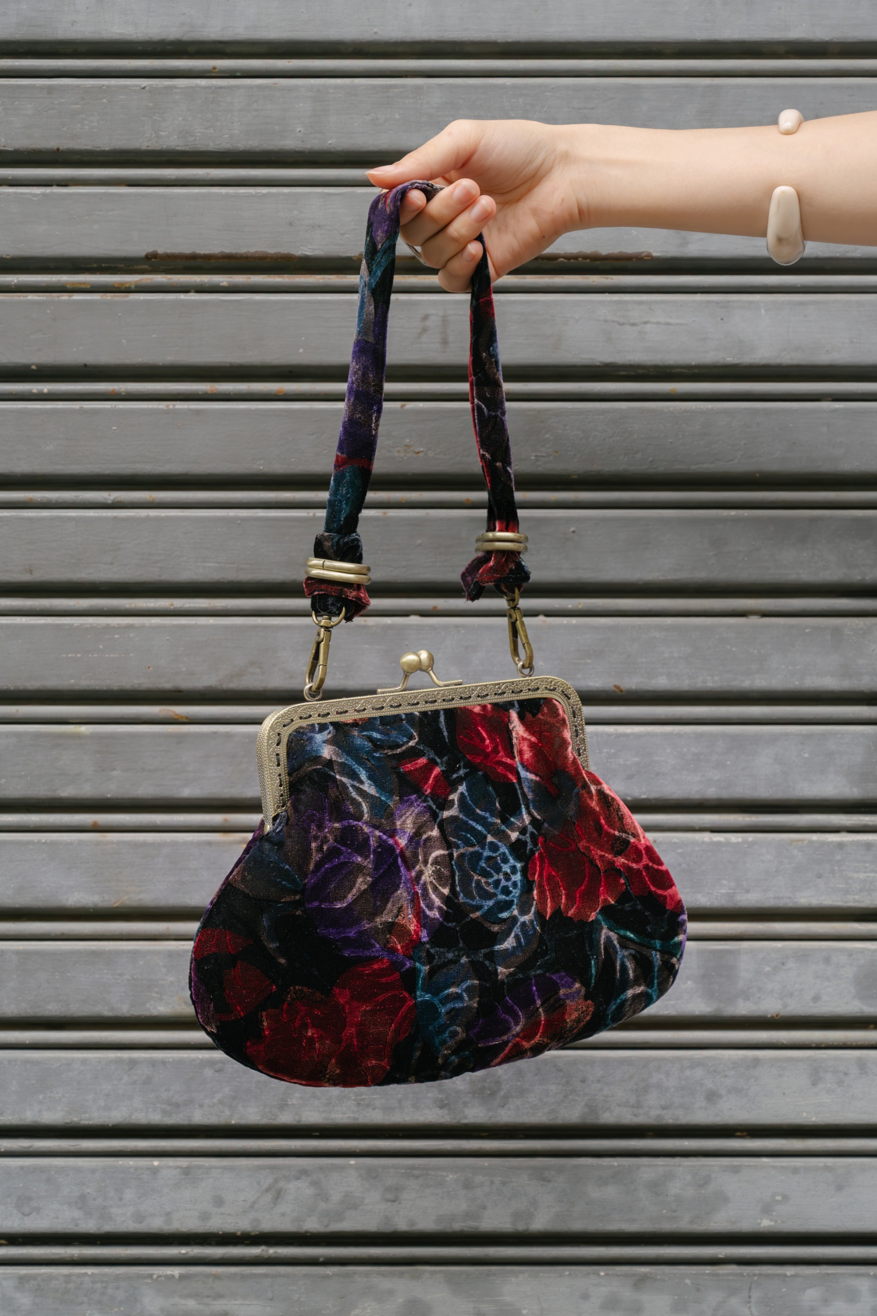 Midnight Floré Clutch