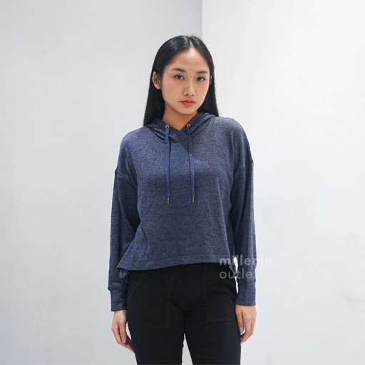 Image of Hoodie Pullover Wanita Model Crop - Women Crop Outer