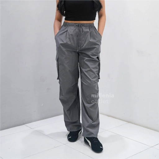 Image of MYM Emma Women Jogger Pants - Celana Jogger Cargo Wanita Bahan Parasut