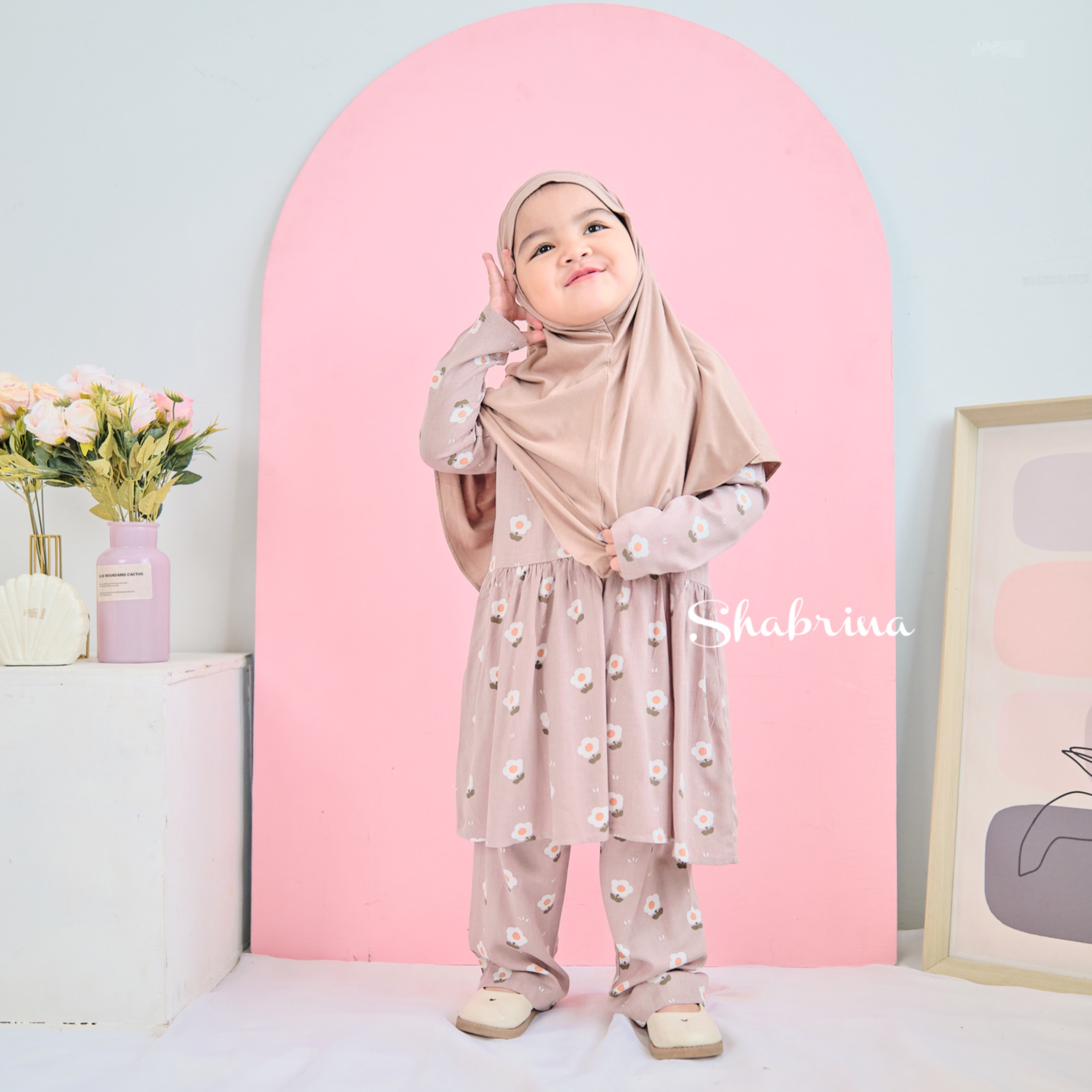 Zahra Set (size XS, S, M, L) by Shabrina