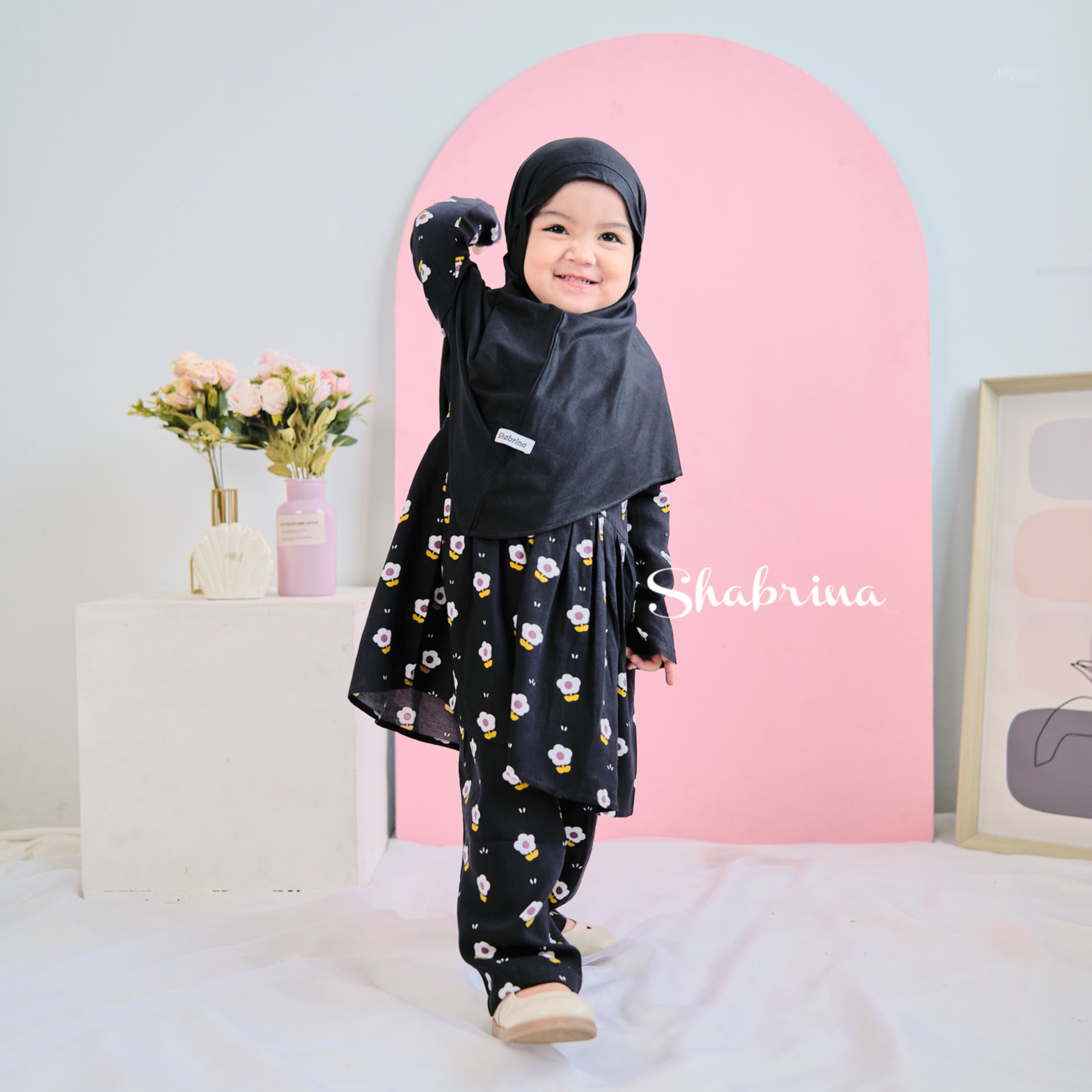 Zahra Set (size XS, S, M, L) by Shabrina