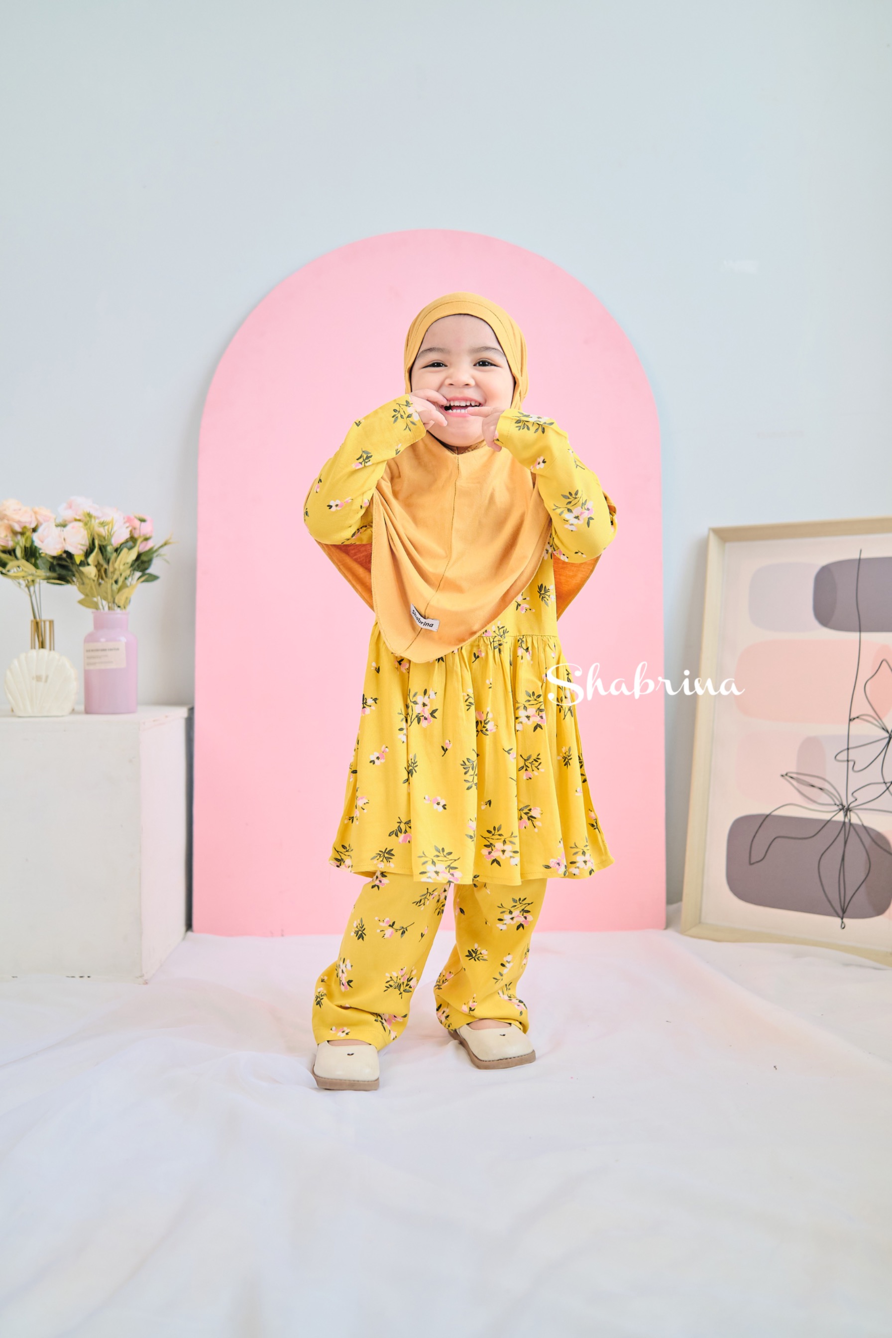 Zahra Set (size XS, S, M, L) by Shabrina