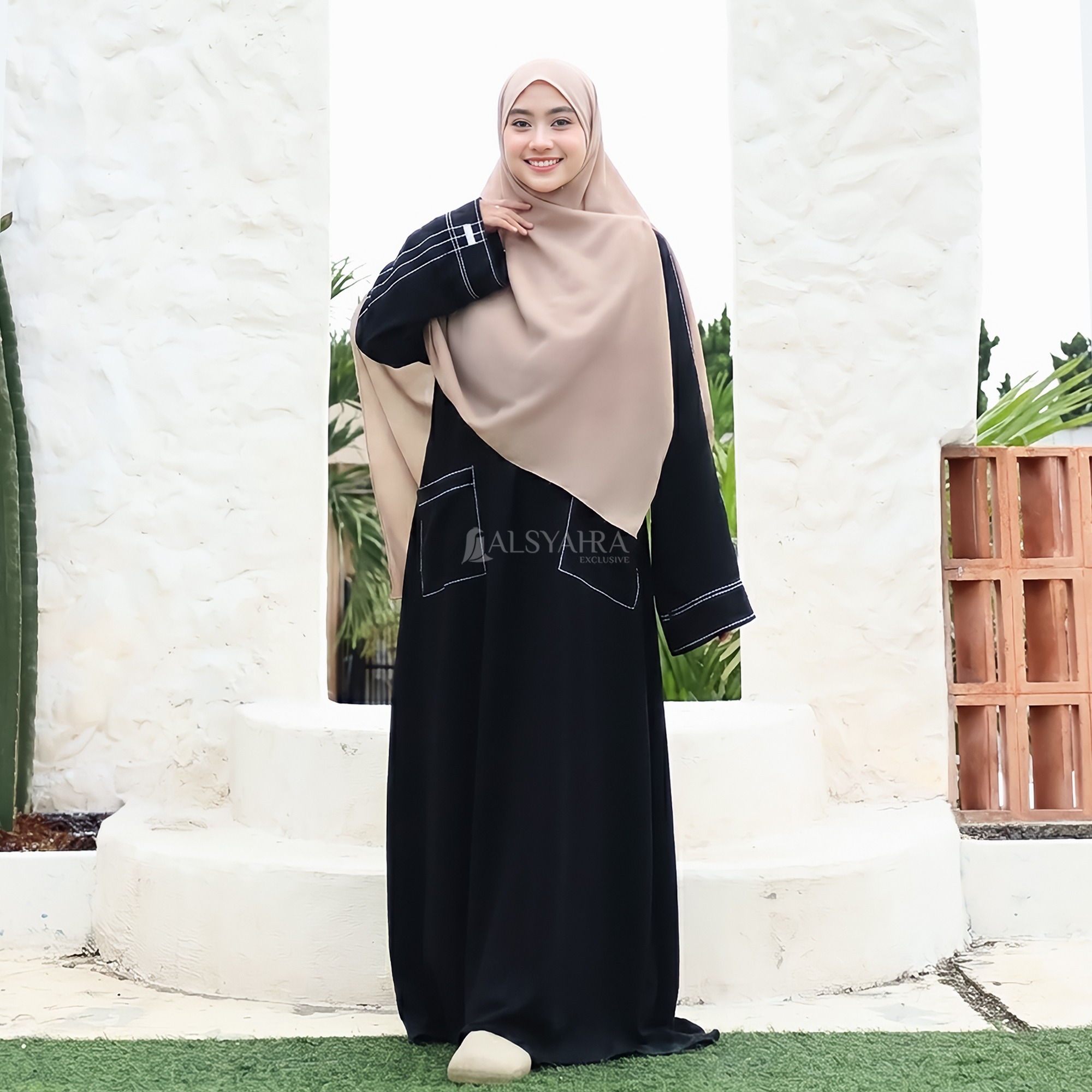 Alsyahra Exclusive - Abaya Gamis Syari Nayyara Pocket Soft Jetblack
