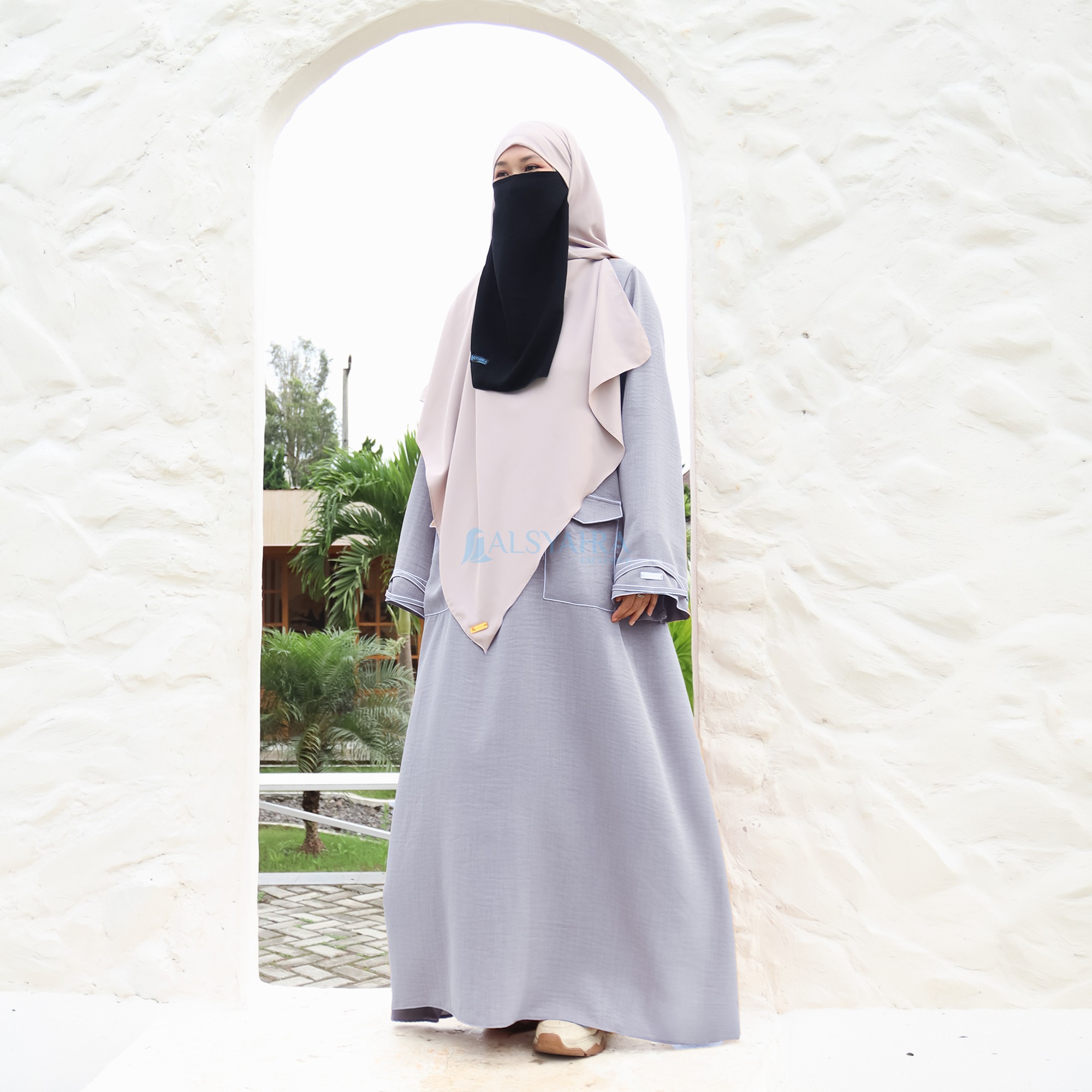 Alsyahra Exclusive - Abaya Nayyara Pocket Cross Linen Alexandria Signature Premium