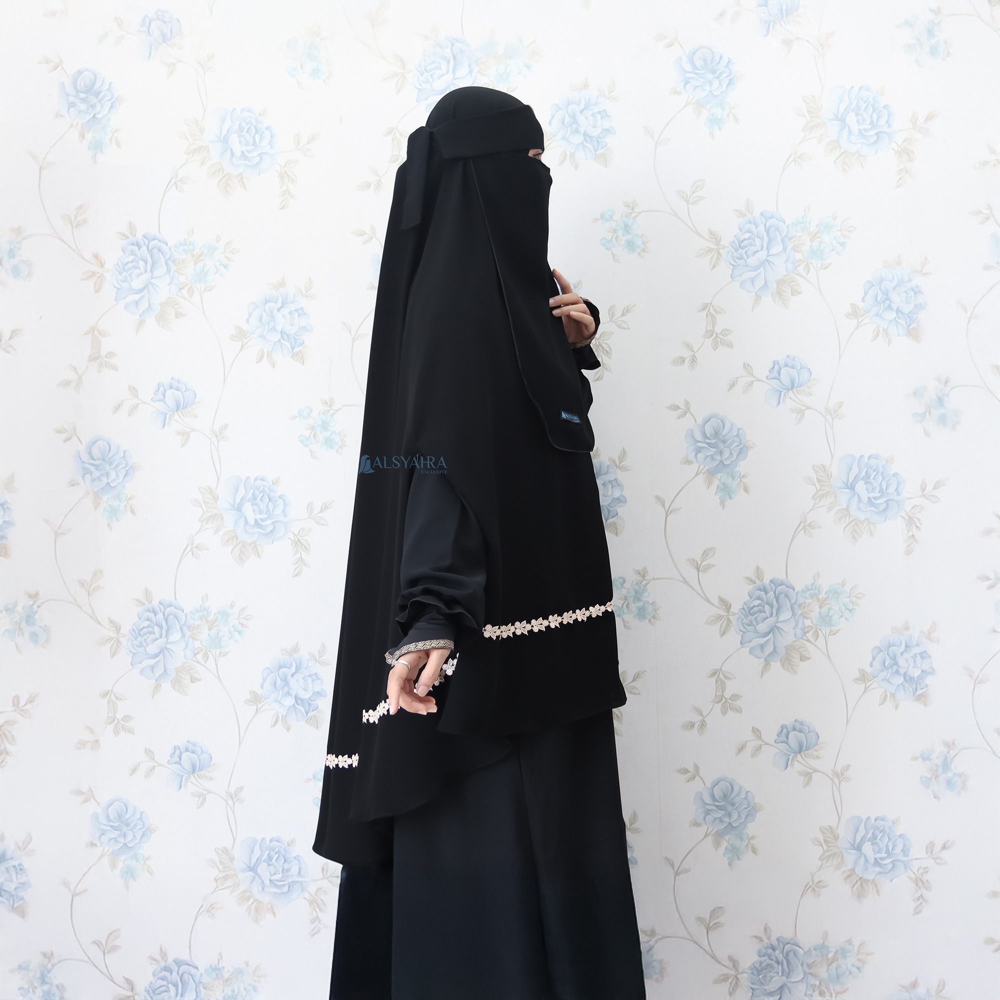 Alsyahra Exclusive - Set Khimar Syari Handzipper Nailah Niqab Poni Soft Jetblack Size XL