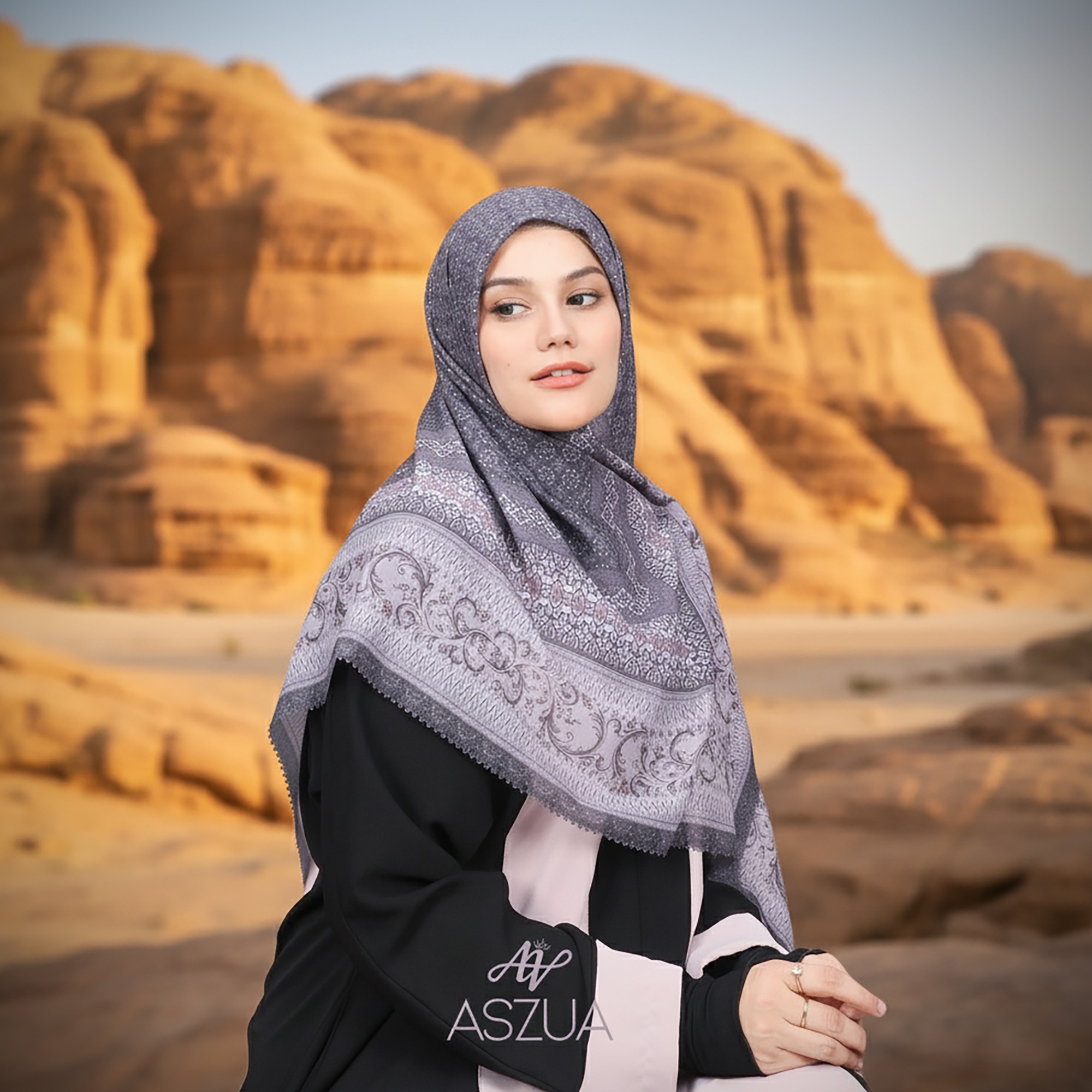ASZUA by Alsyahra Exclusive - Scarf Aisyah Hijab Square Import Premium