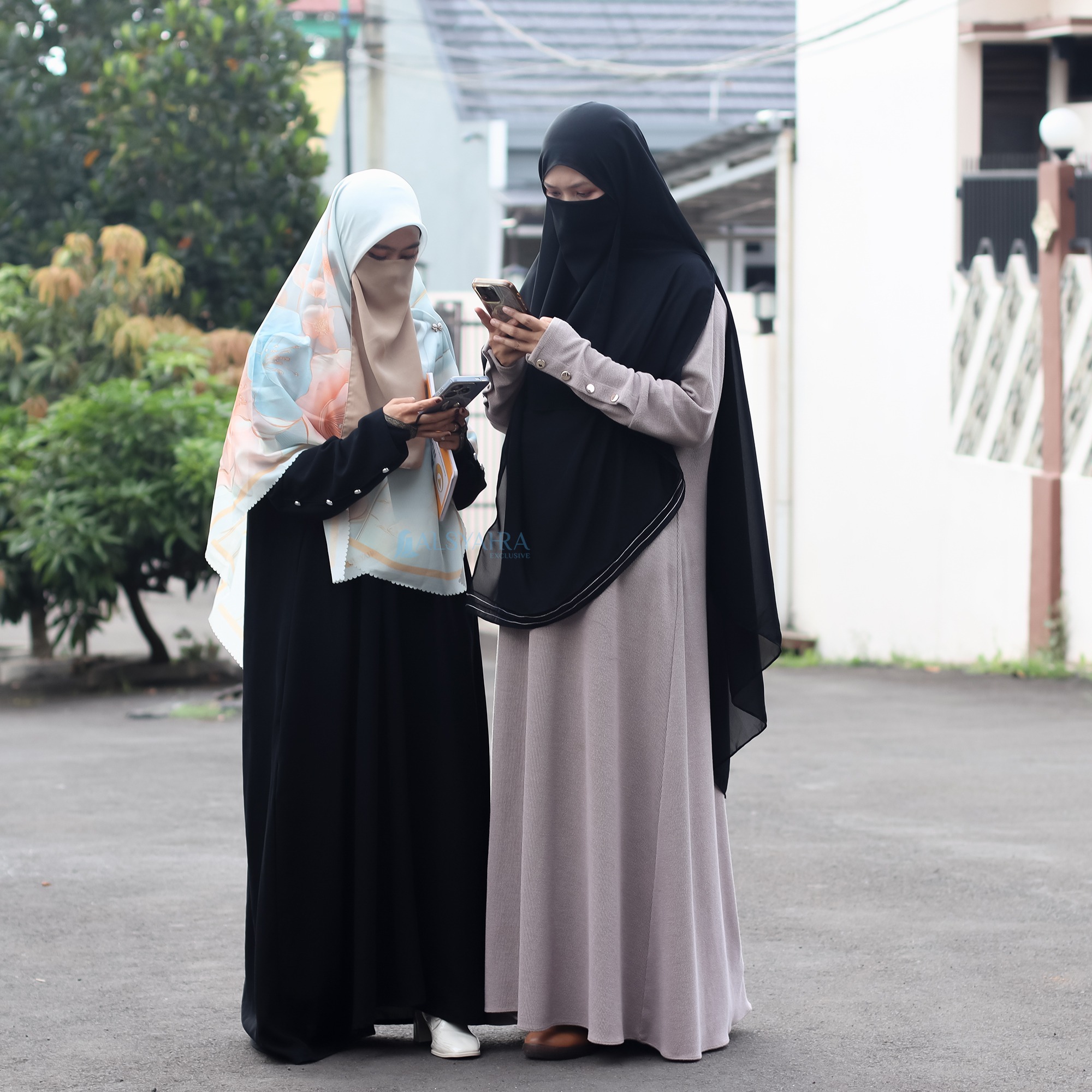 Alsyahra Exclusive - Set Pashmina Syari Eidelina List White Cadar Sifon Silk Jetblack Arab