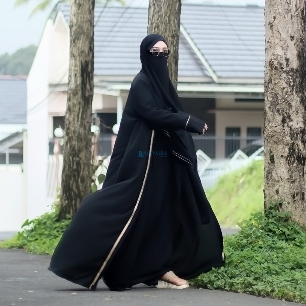 Alsyahra Exclusive - Long Outer Max Umroh Kiswah List Gold Jetblack