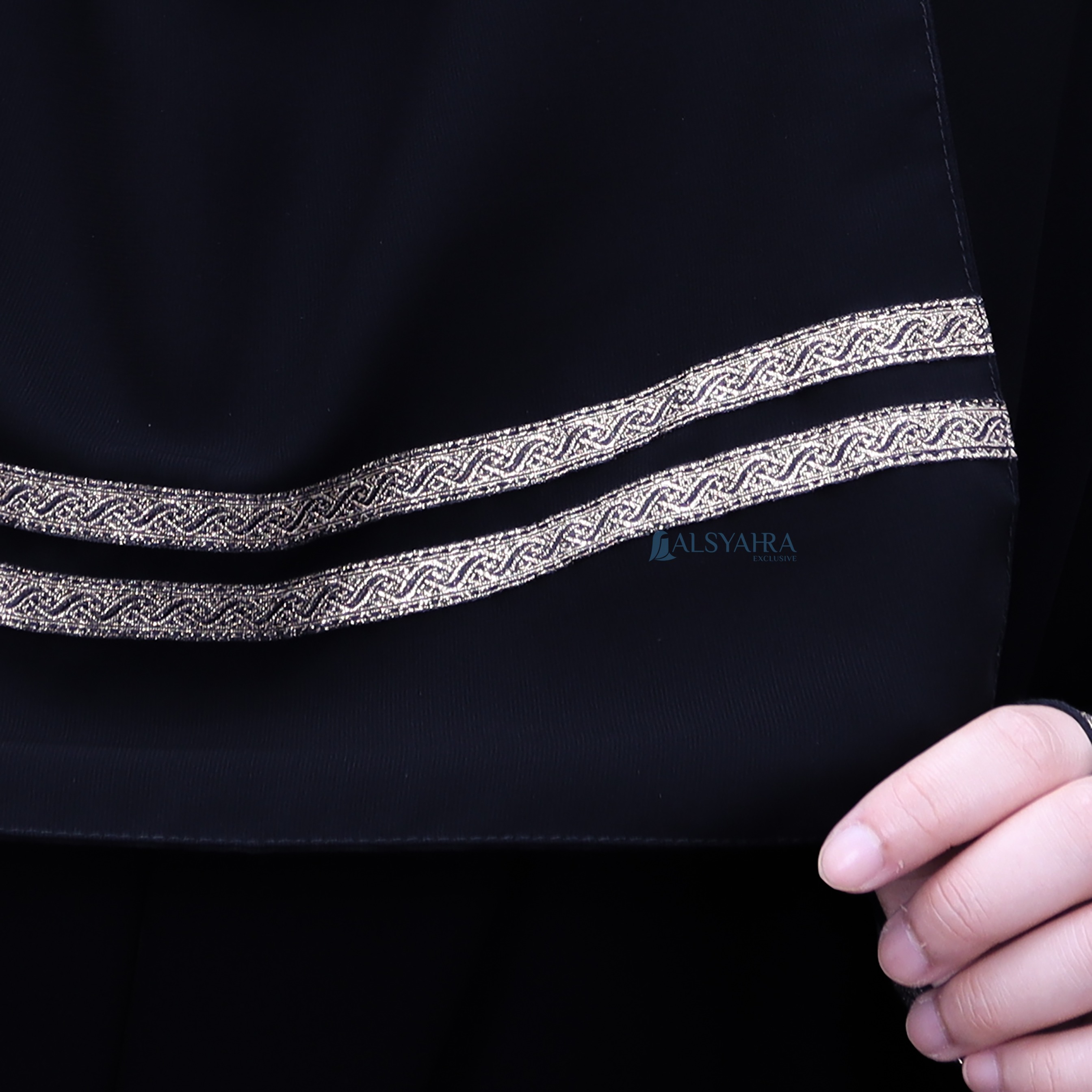 Alsyahra Exclusive - Niqab Eagle Eye Kiswah Stripe Sifon Silk Jetblack Arab