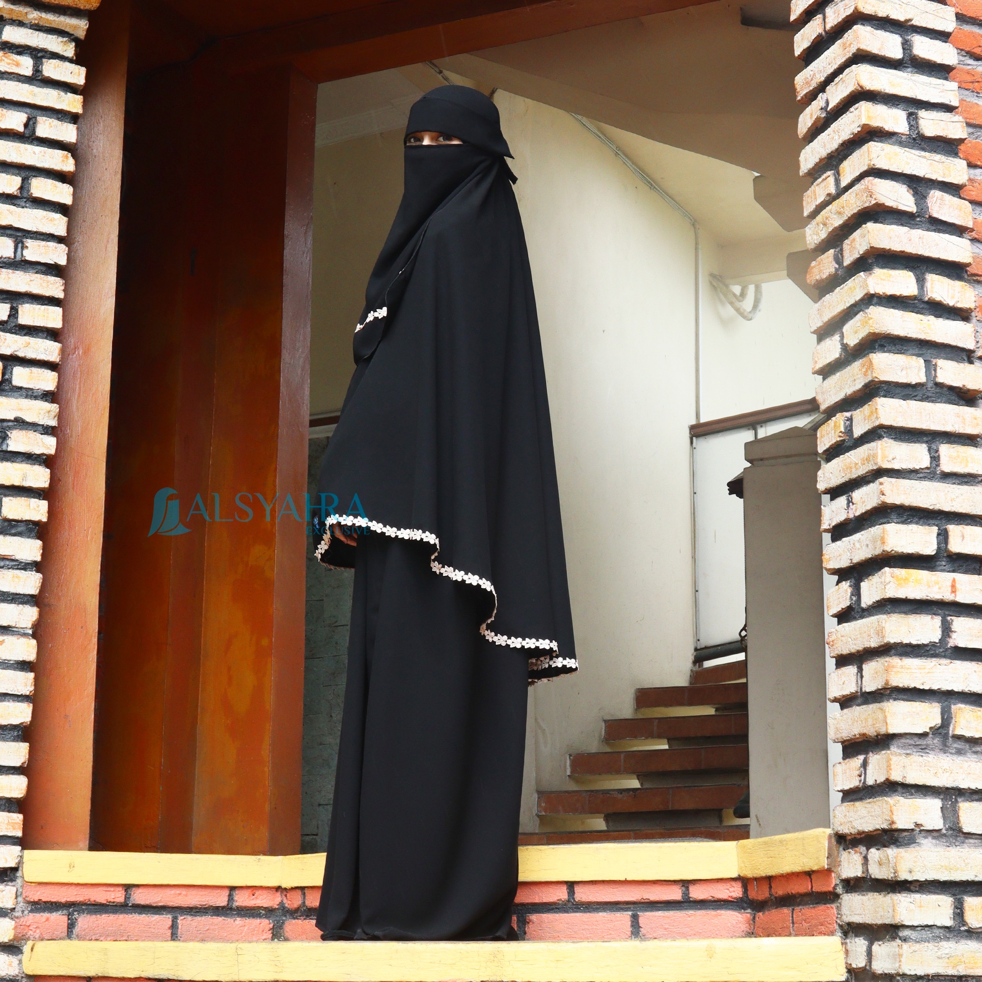 Alsyahra Exclusive - Set Khimar Syari Nailah Niqab Poni Soft Jetblack Size XL