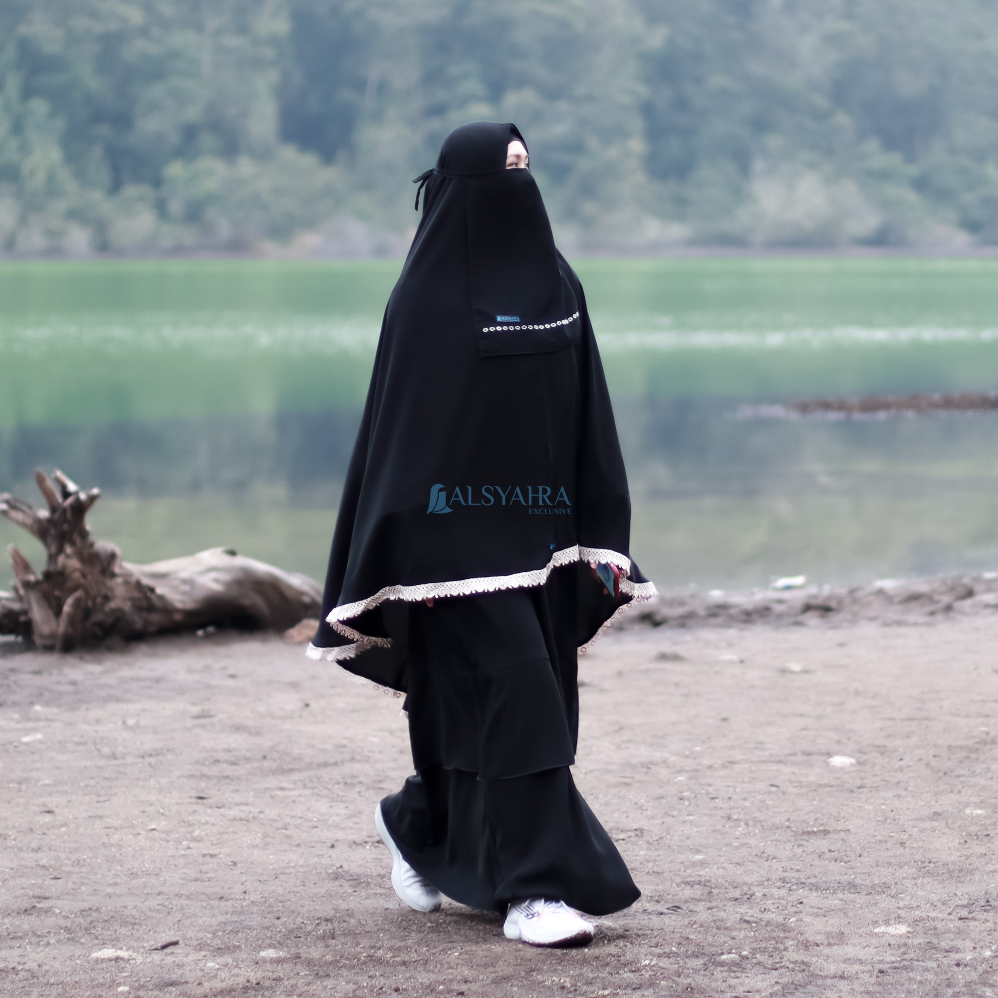 Alsyahra Exclusive - Set Khimar Syari Kamila Cadar Tali Soft Jetblack Size XL