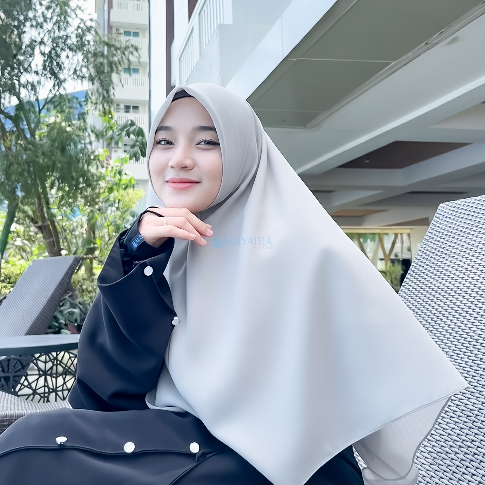 Alsyahra Exclusive - Set Hijab Segi Empat Square Cadar 2 Layer Sifon Cerruti Premium