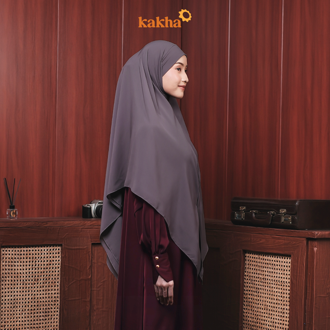 New Arrival - Marwah Abaya (Magenta)