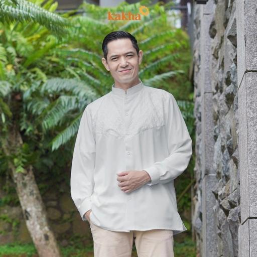 Image of Kakha x Dude Harlino - Koko Ayah Panjang Cempaka / Baju Koko Ayah / Baju Muslim / Baju Couple Keluarga
