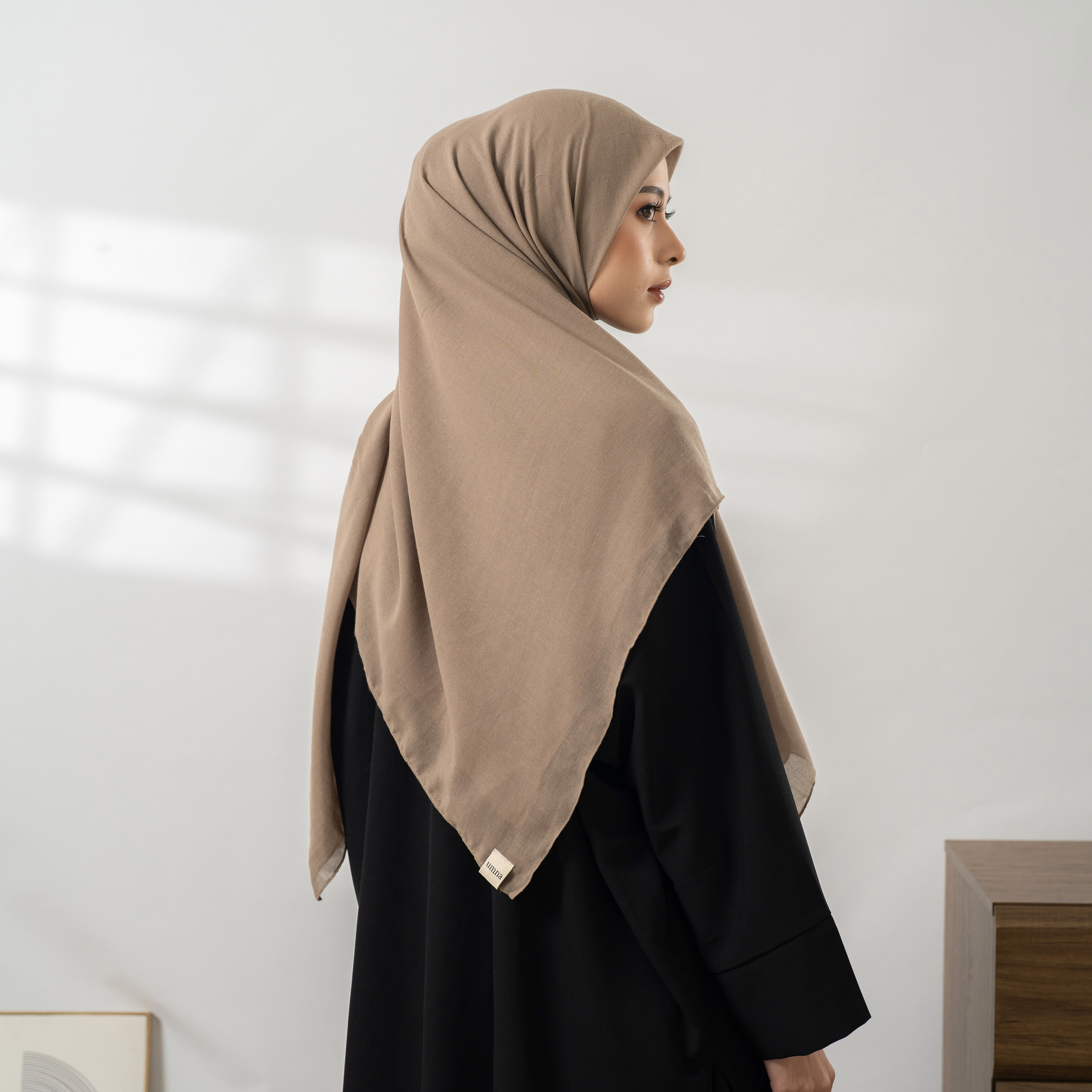 Jenna Hijab Square Bahan Voal By Umnwear | Hijab Segiempat Voal Arabian