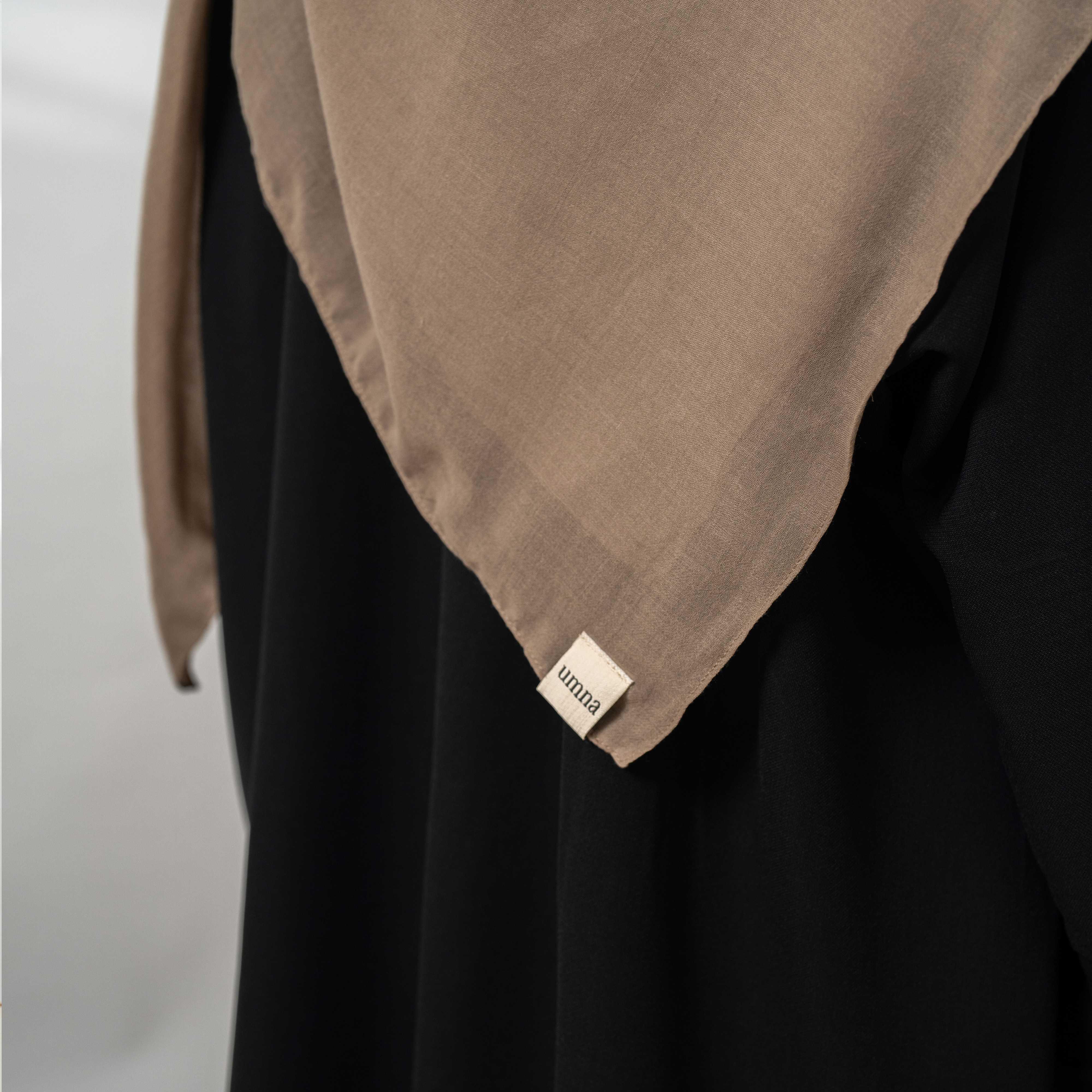 Jenna Hijab Square Bahan Voal By Umnwear | Hijab Segiempat Voal Arabian