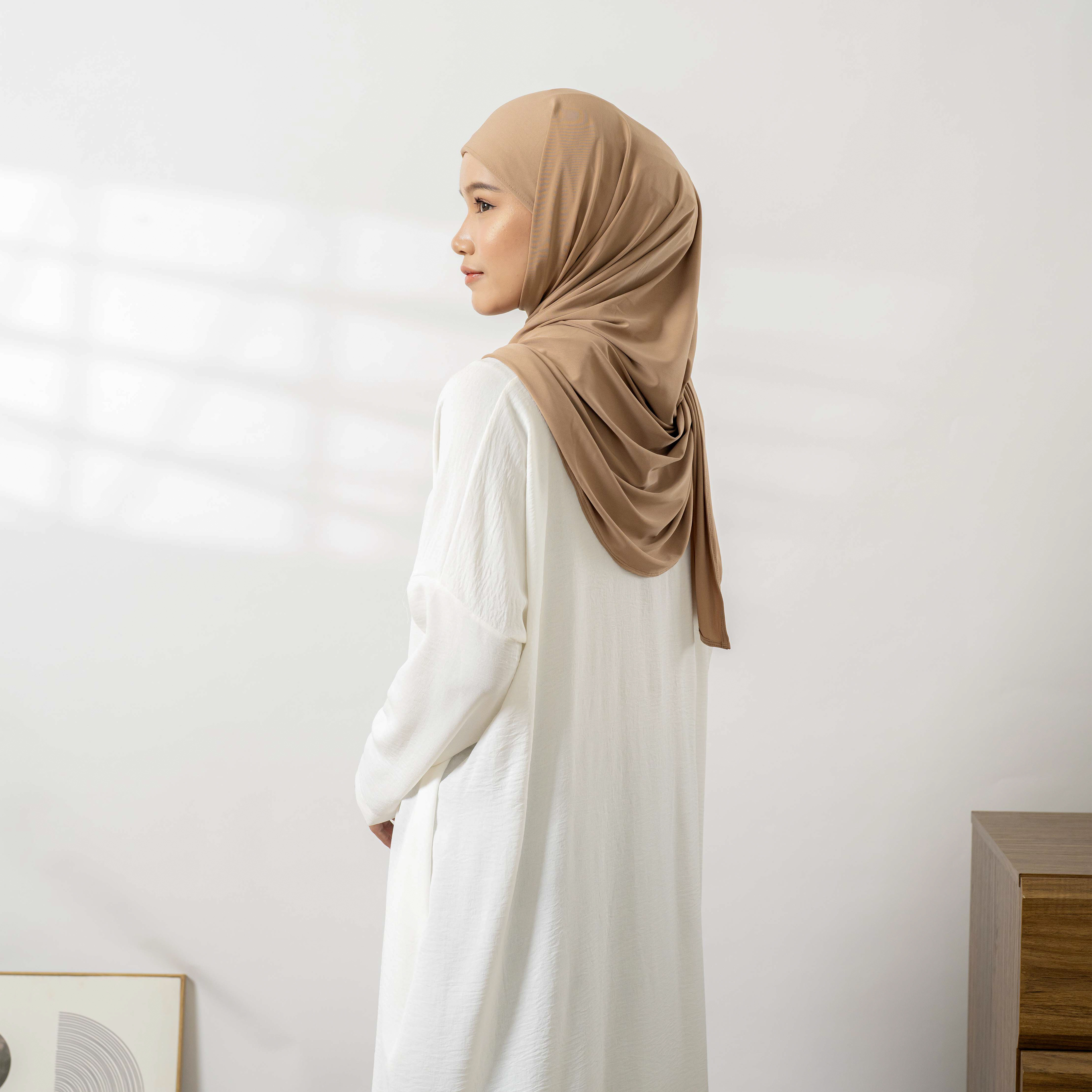 Elya Pashmina Inner Jersey | Hijab Pashmina Inner Syari menutup Leher dan Tengah By Umnawear