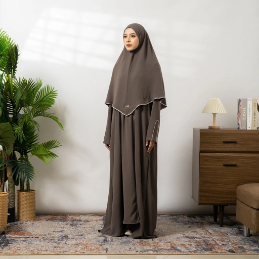 Image of Medina Abaya Set List Bergo Instan Dress Syari Haji Umroh Lebaran dan hari Raya Terbaru By Umnawear