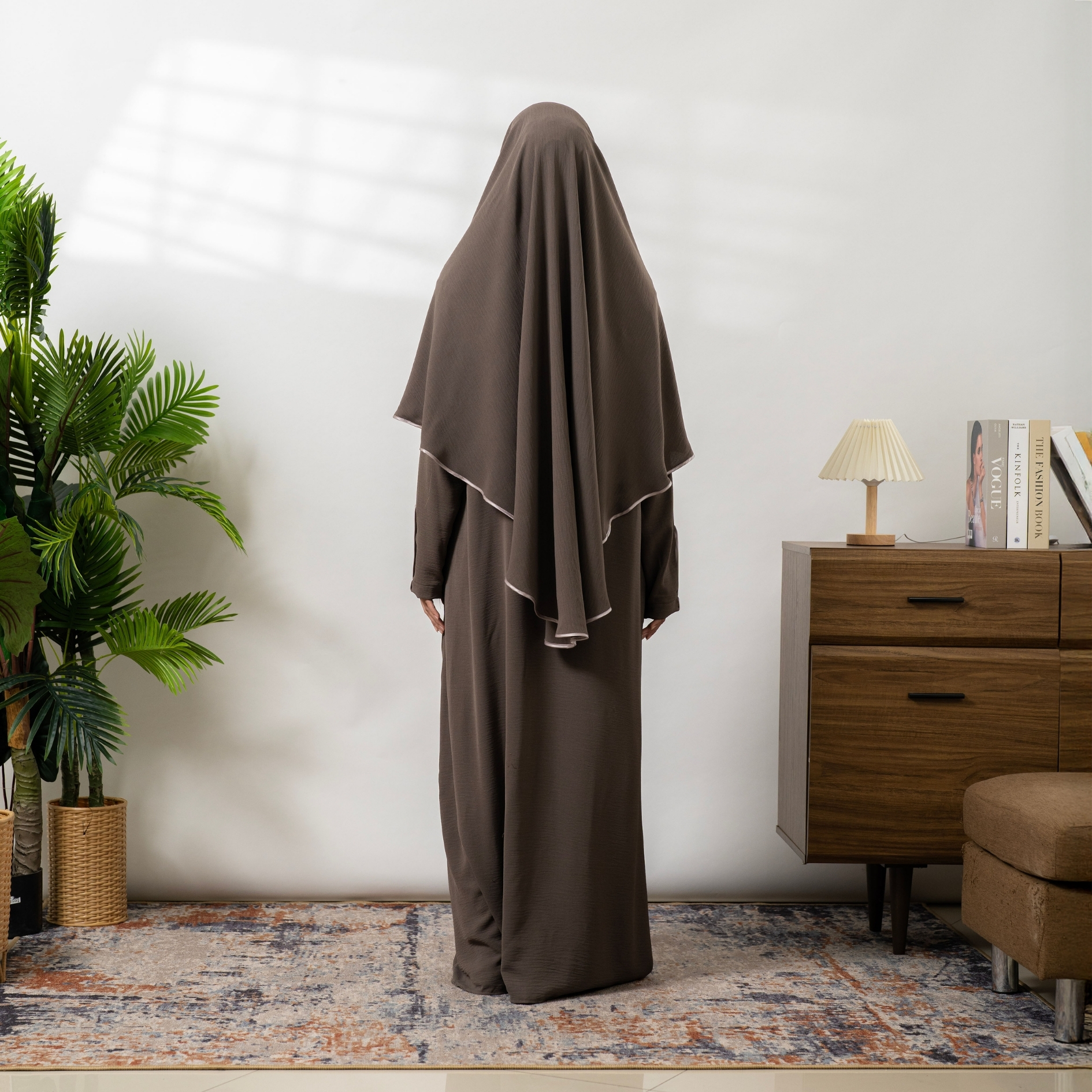 Medina Abaya Set List Bergo Instan Dress Syari Haji Umroh Lebaran dan hari Raya Terbaru By Umnawear