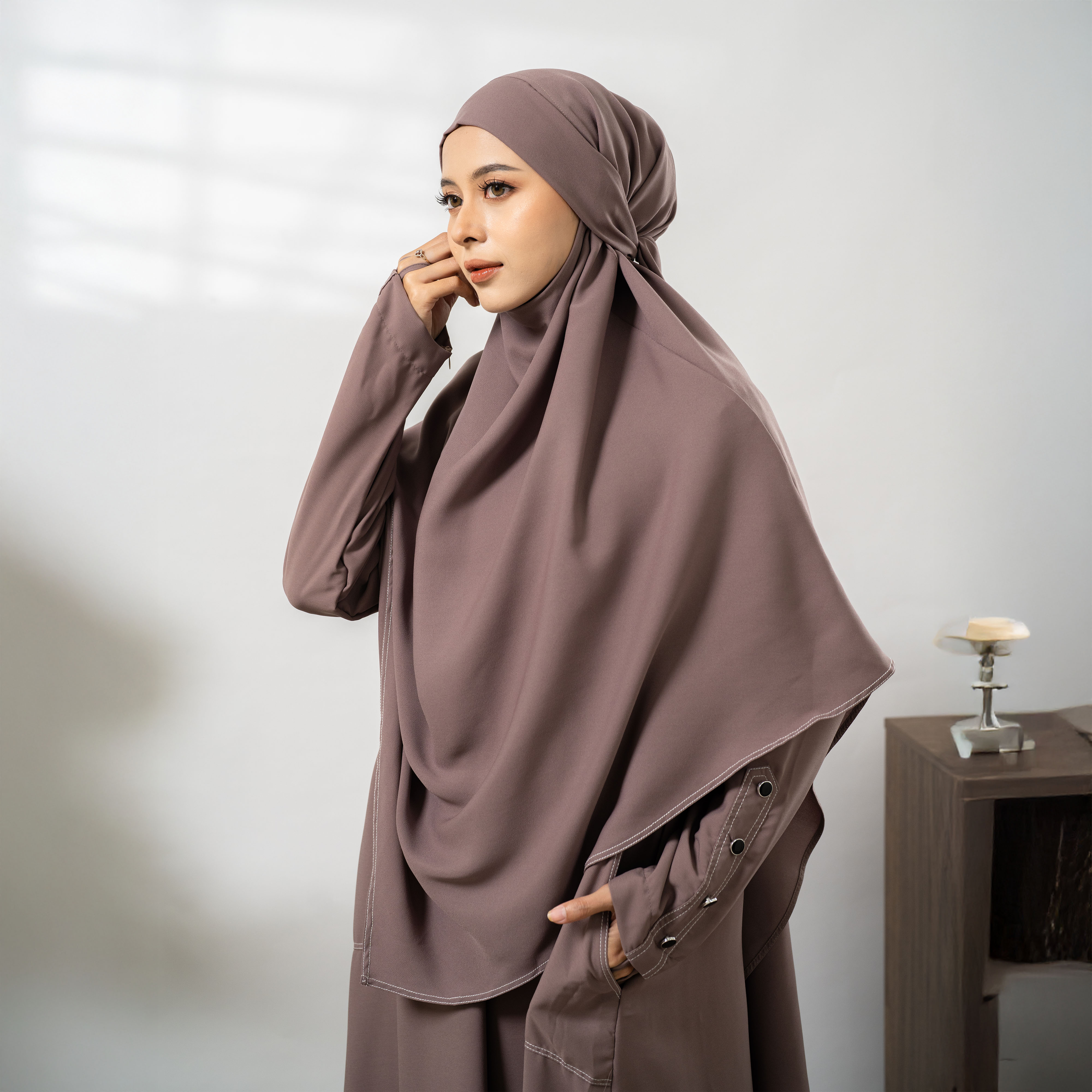 Miskha Abaya Gamis Set French Khimar Bahan Natail Terbaru Syari Haji Umroh hari Lebaran By Umnawear