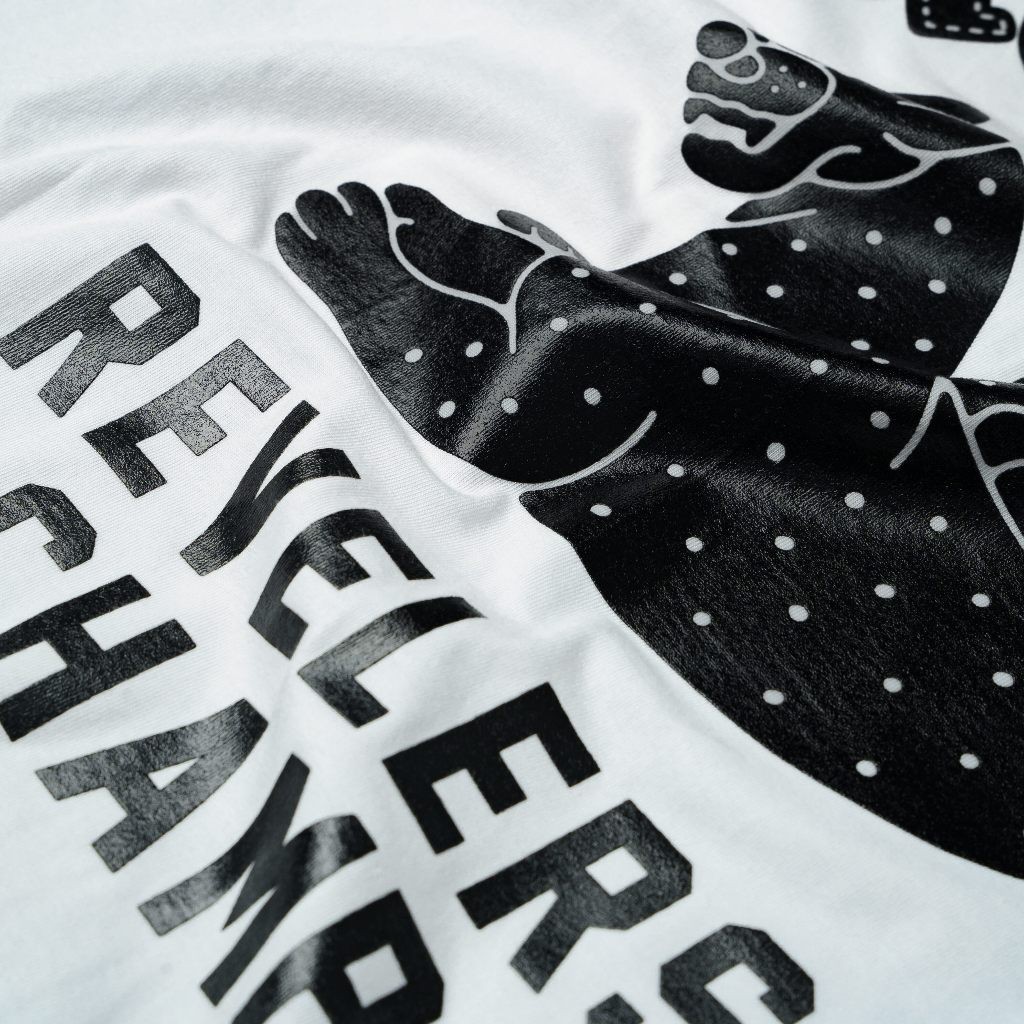 T-Shirt - Roam Champ White