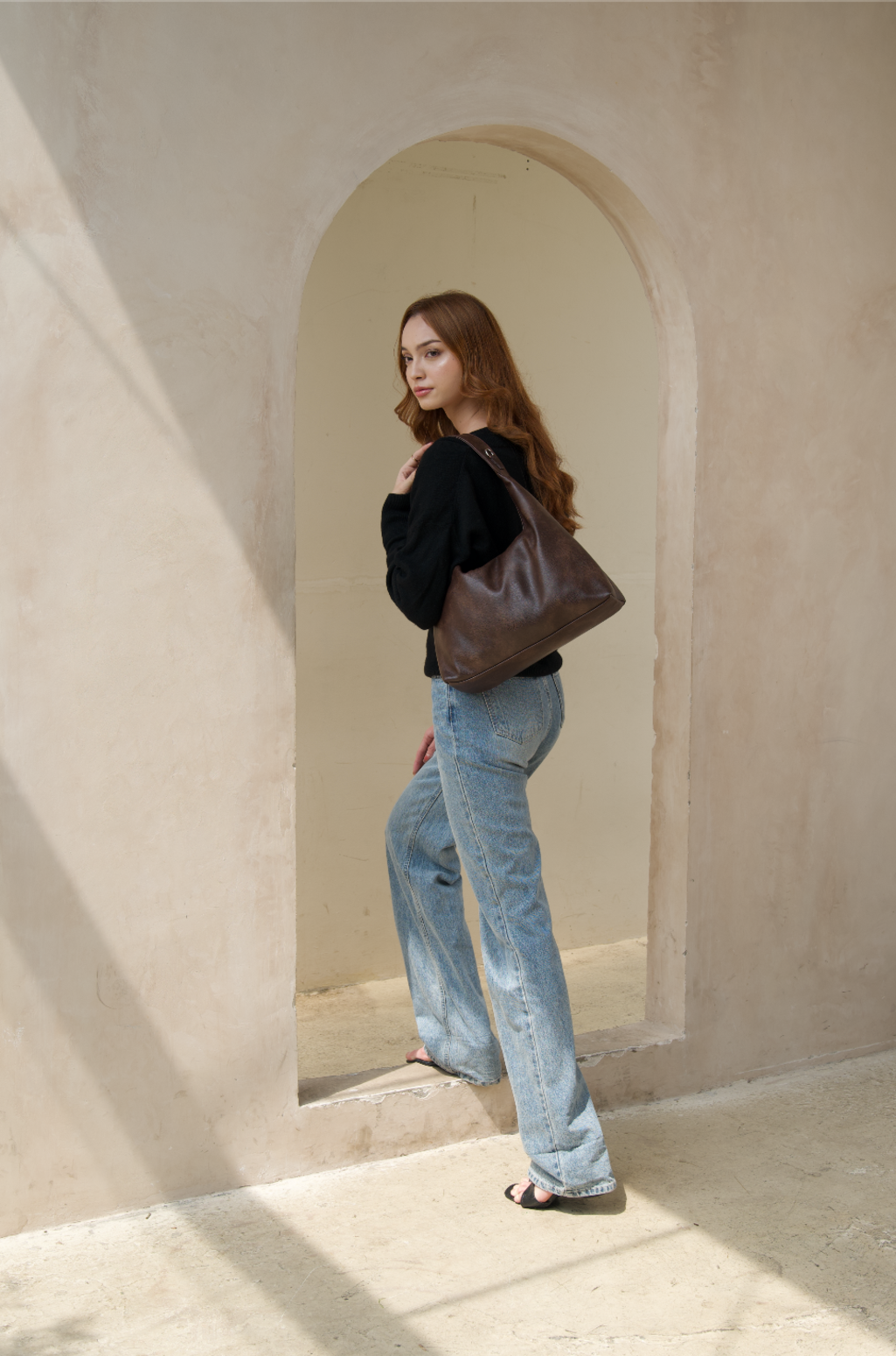 Anne Hobo Shoulder Bag - Brown