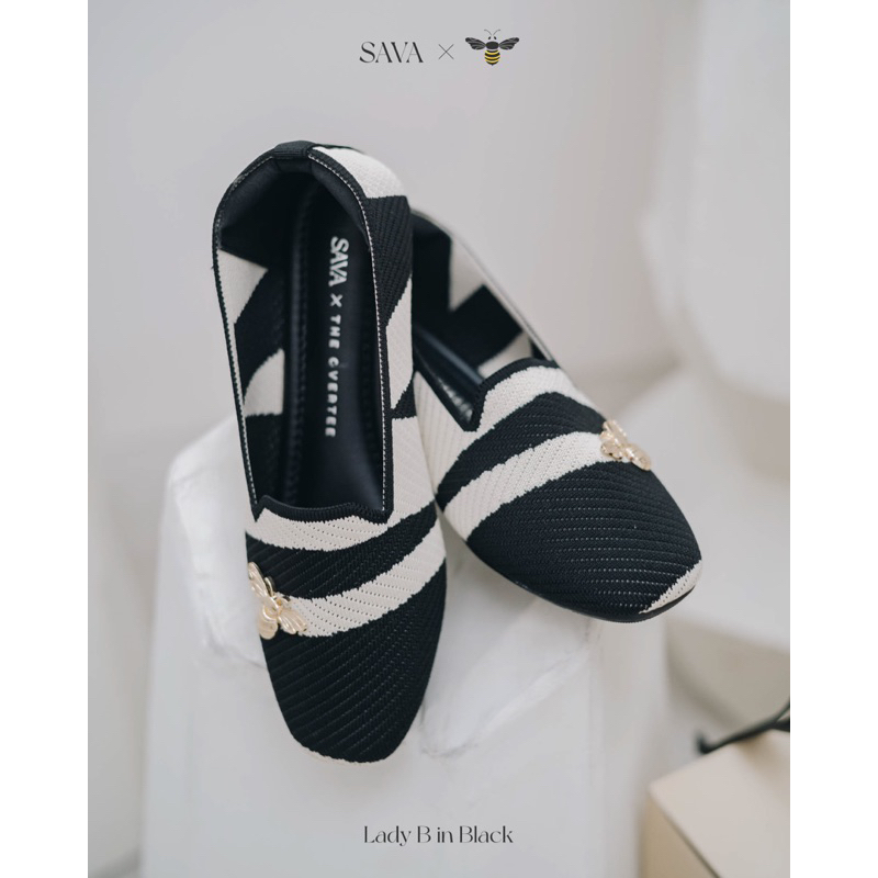 SAVA x THE OVERTEE | Lady B Flatshoes