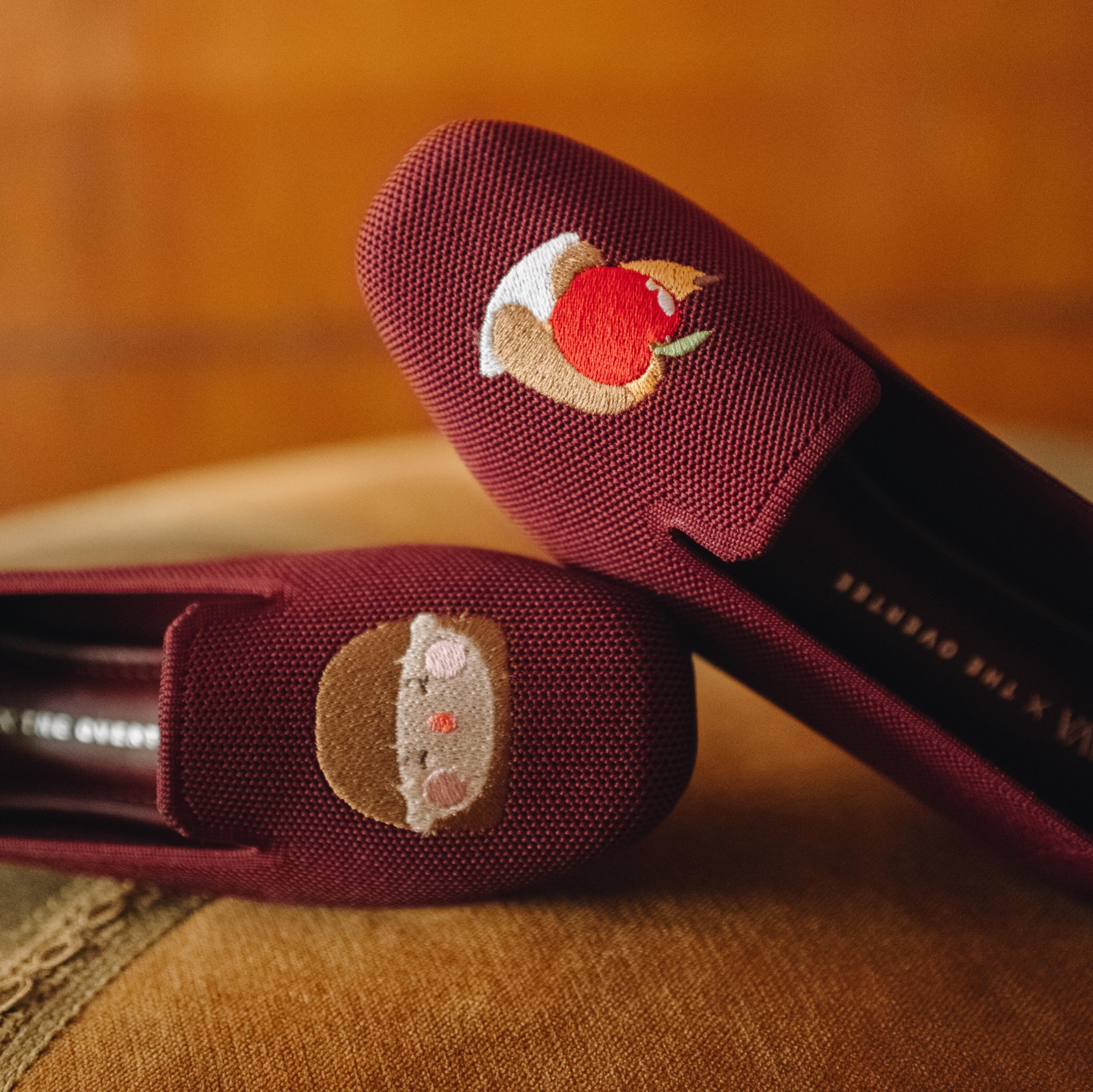 SAVA x THE OVERTEE | La Ruche Flatshoes