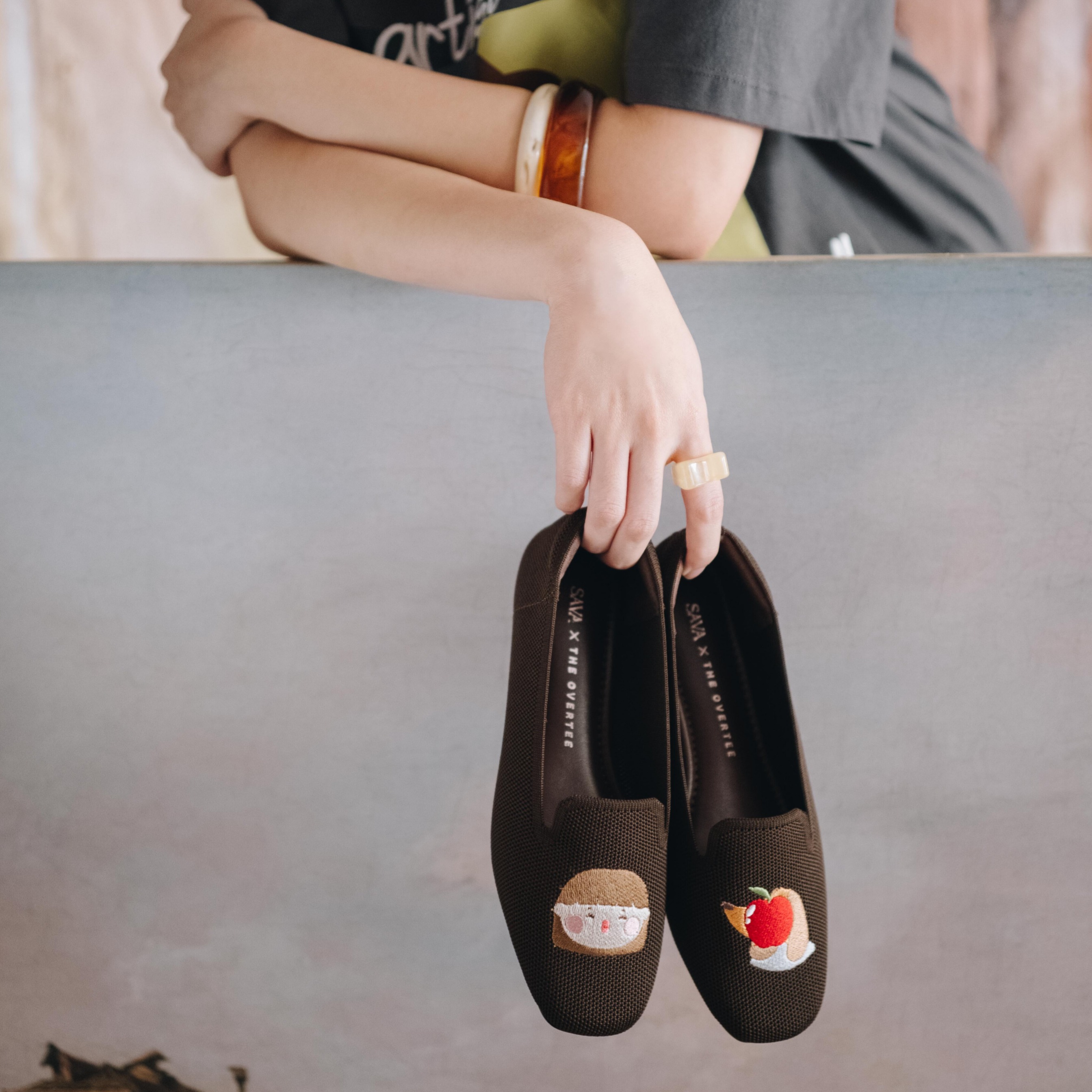 SAVA x THE OVERTEE | La Ruche Flatshoes
