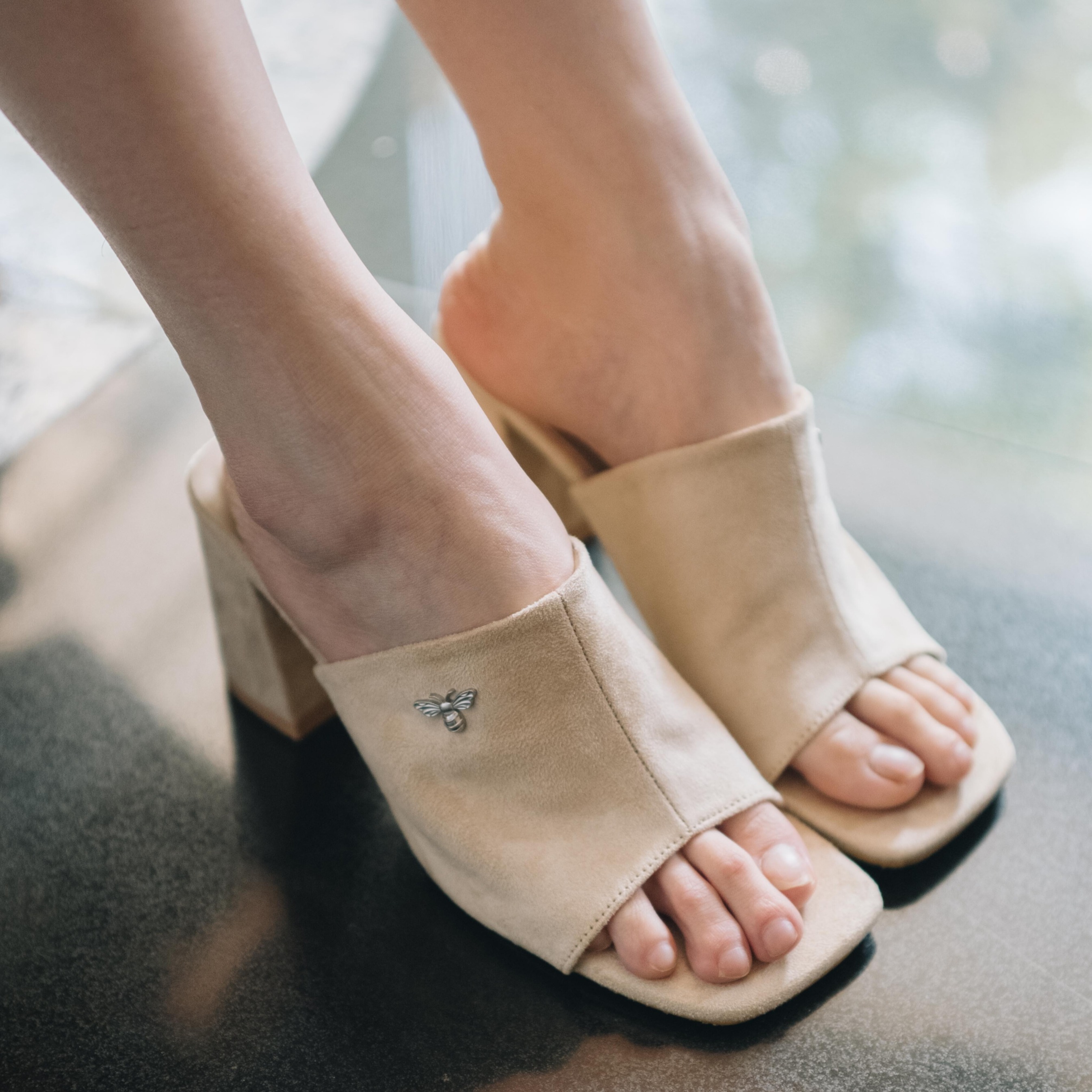 SAVA x THE OVERTEE | The Column Heels