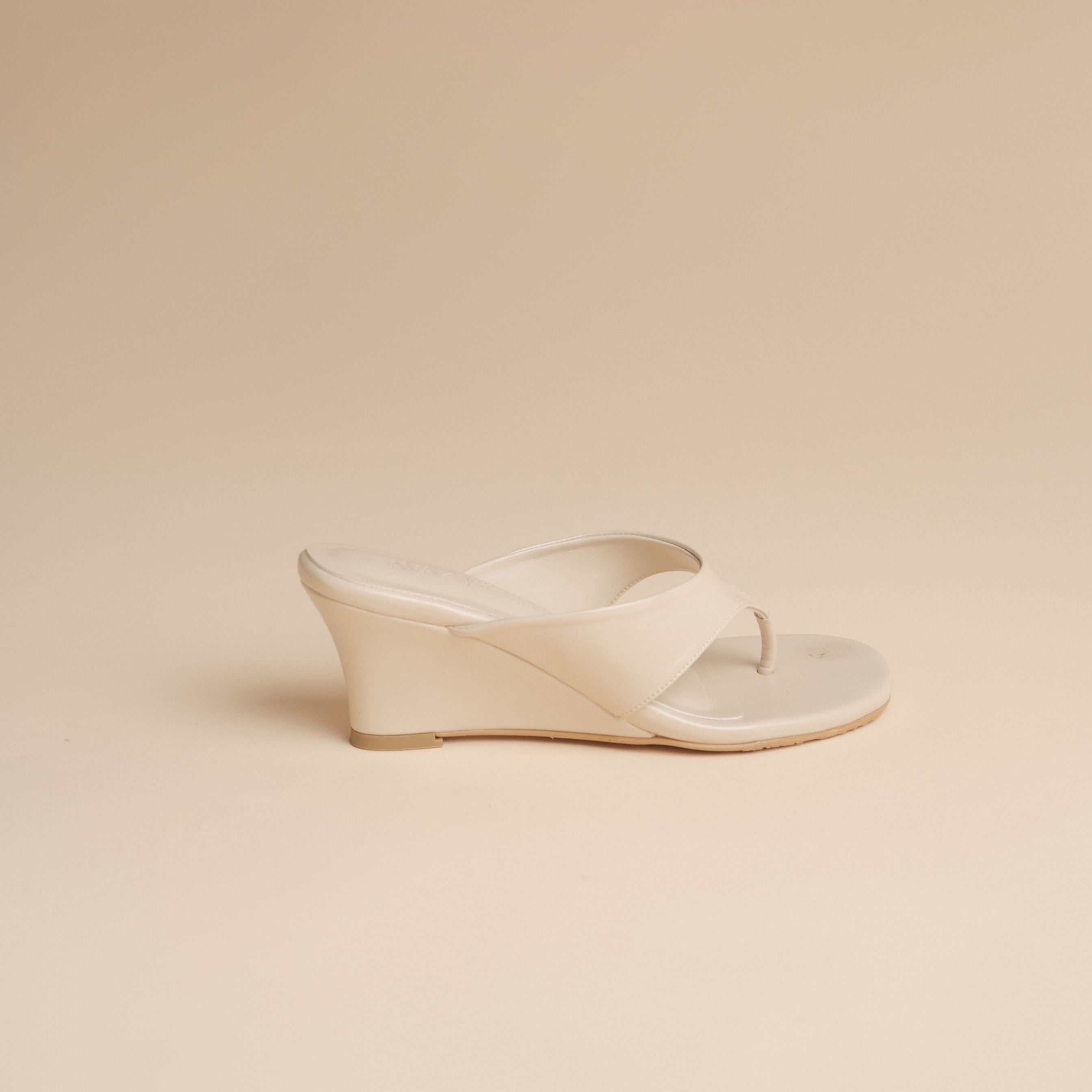 SAVA x TIFFANY SOETANTO | Rush Hour Wedges