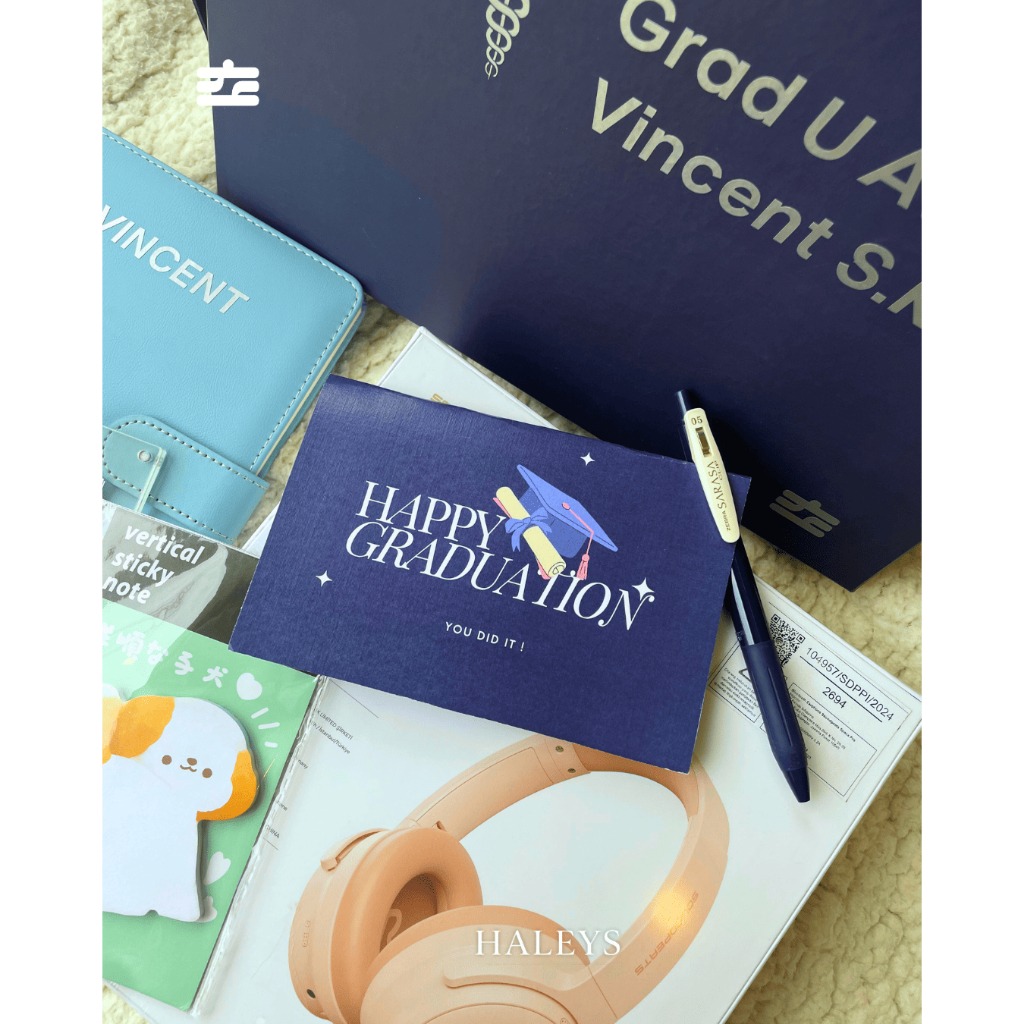 Wisuda Navy + Black Large