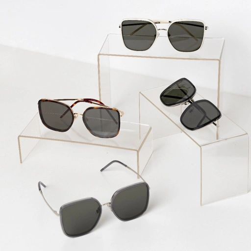Image of Naraya Piera Sunglasses