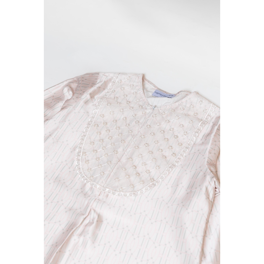 Naraya Evanthe Lace Dress