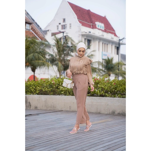 Image of Naraya Faelyn Cullots Pants Crinkle Airflow