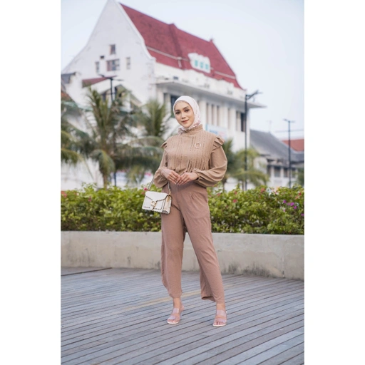 Image of Naraya Faelyn Cullots Pants Crinkle Airflow